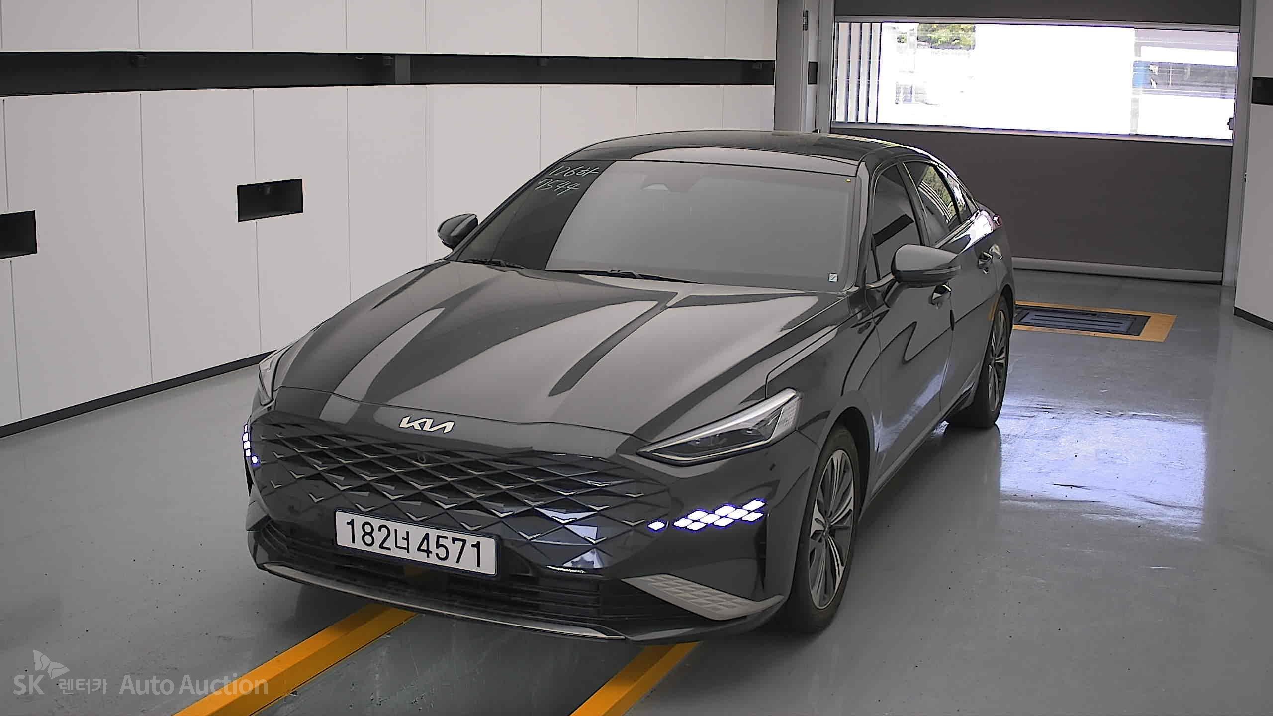 2022 - kia k8