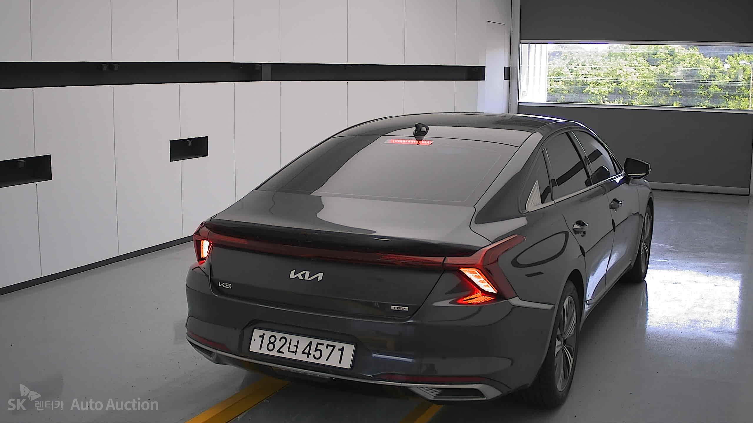2022 - kia k8
