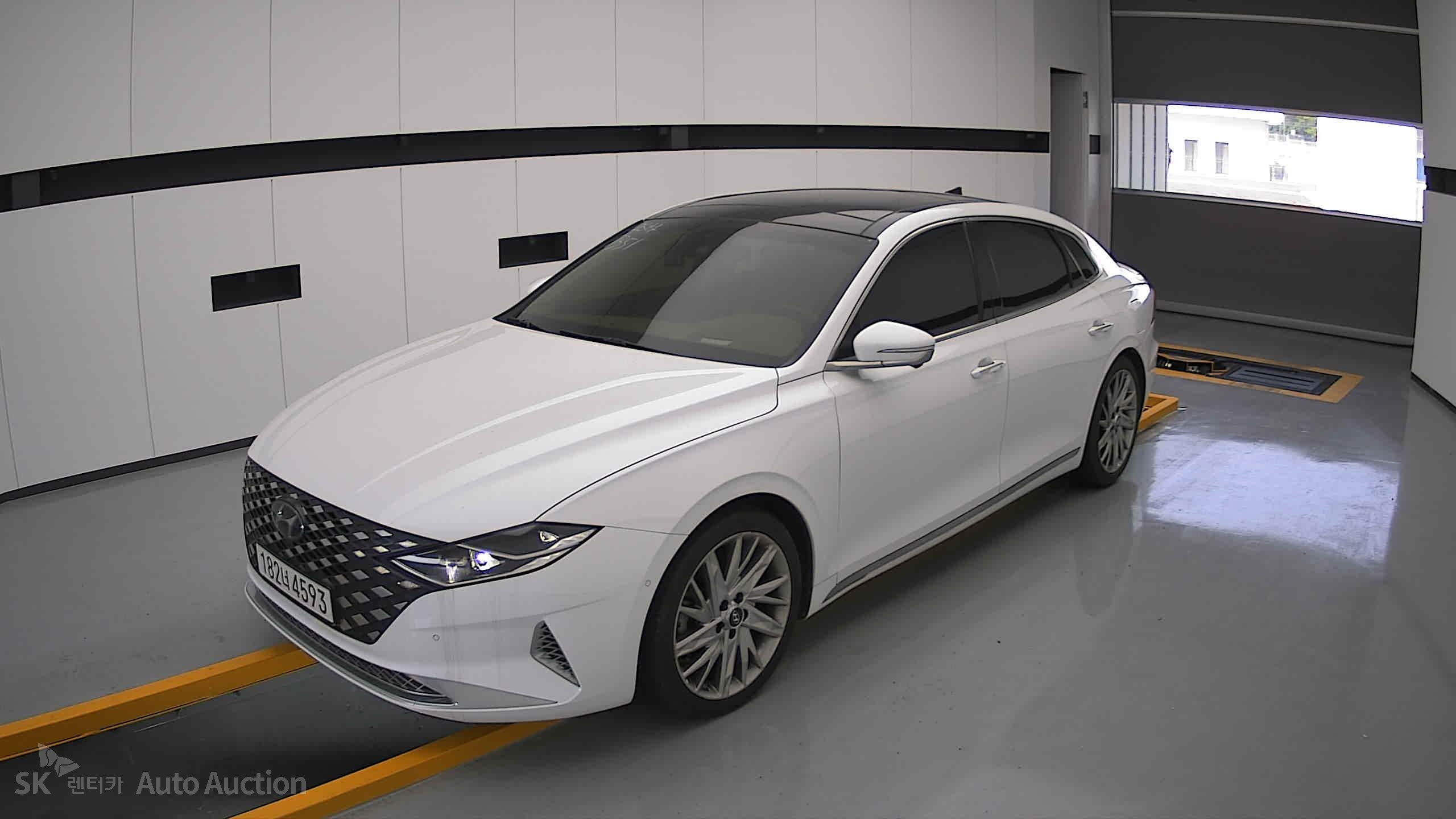 2022 - hyundai grandeur