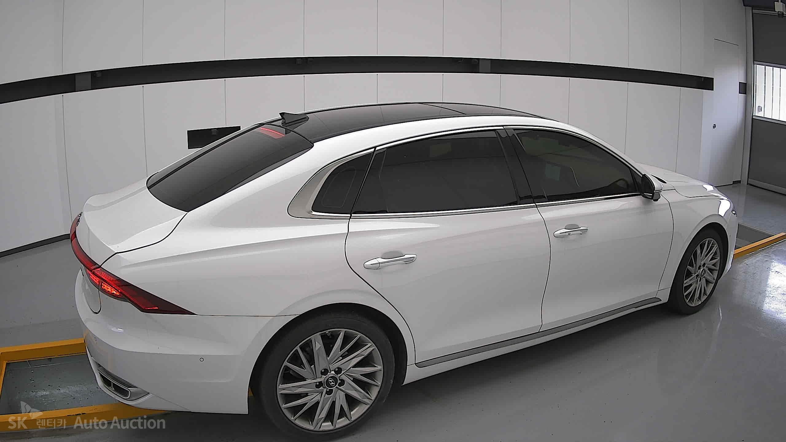 2022 - hyundai grandeur