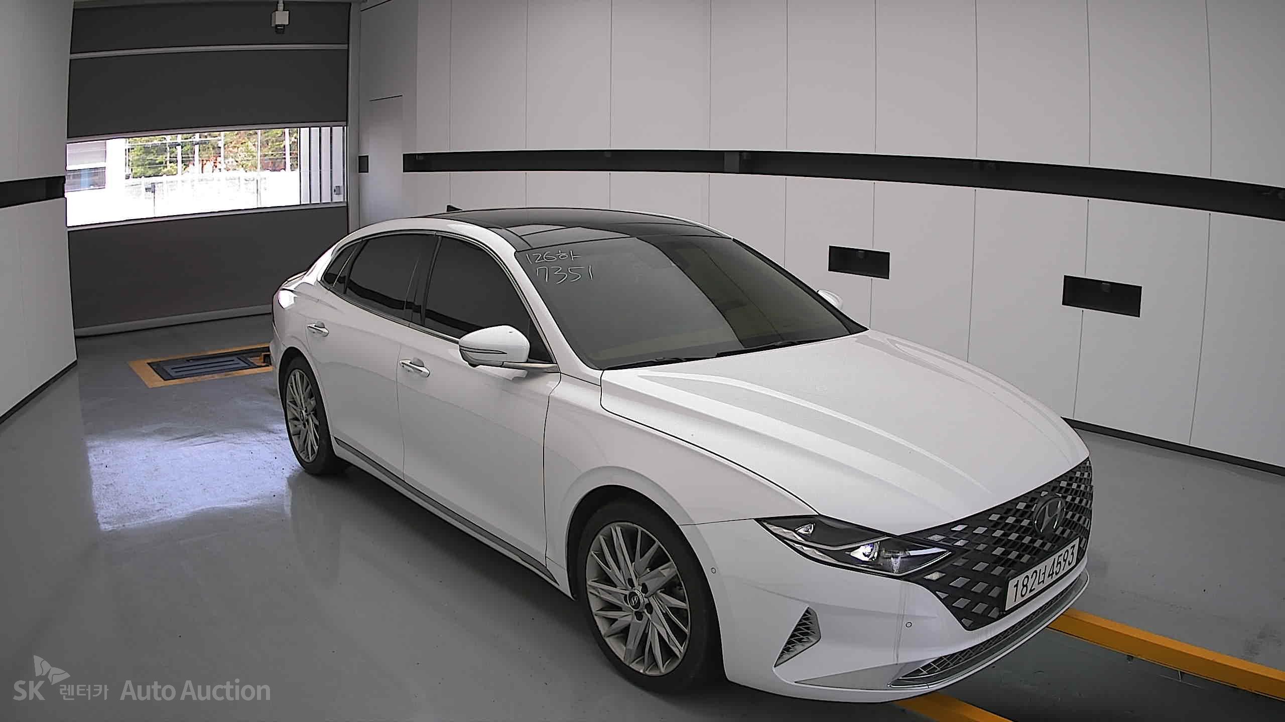 2022 - hyundai grandeur
