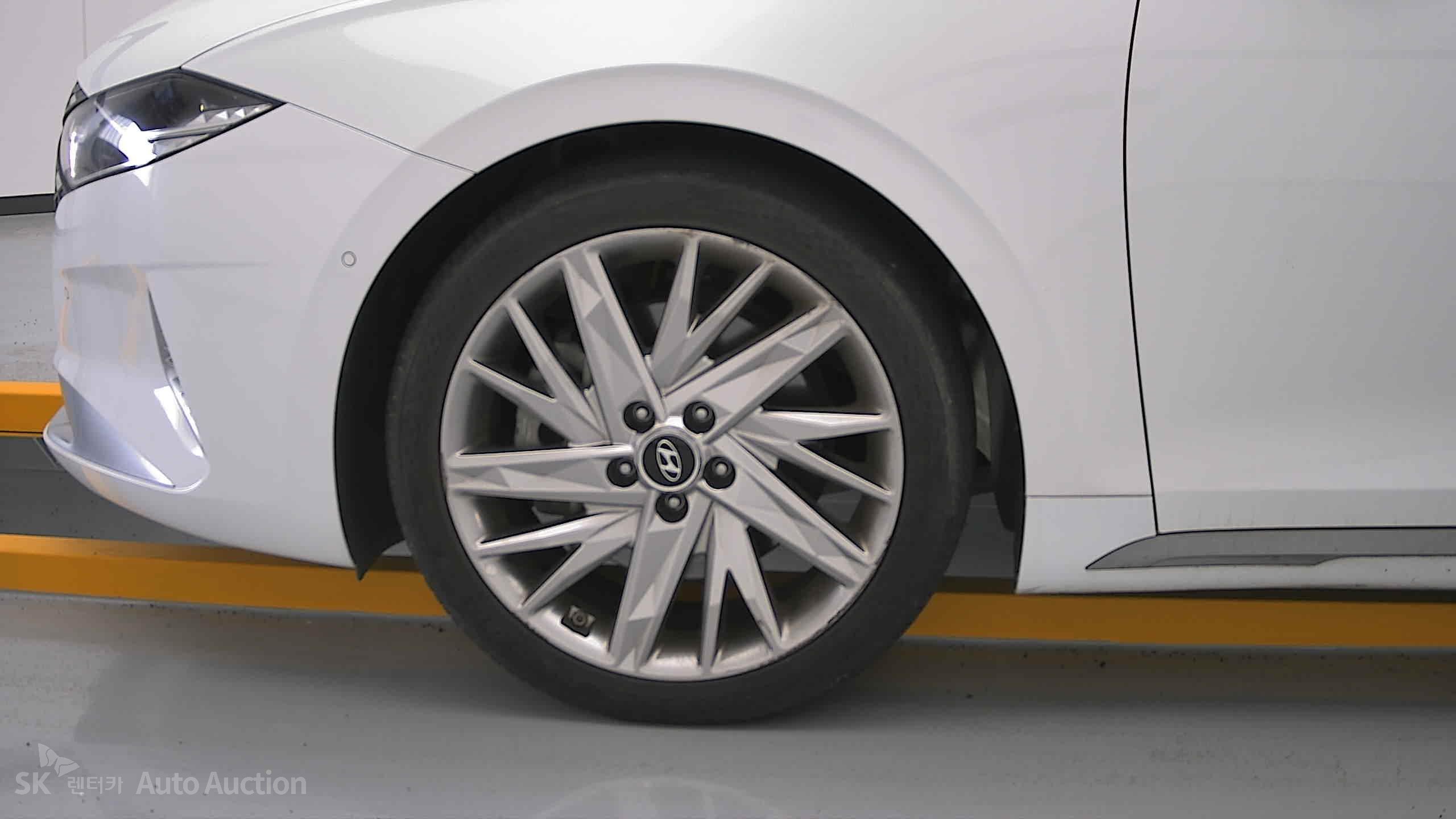 2022 - hyundai grandeur