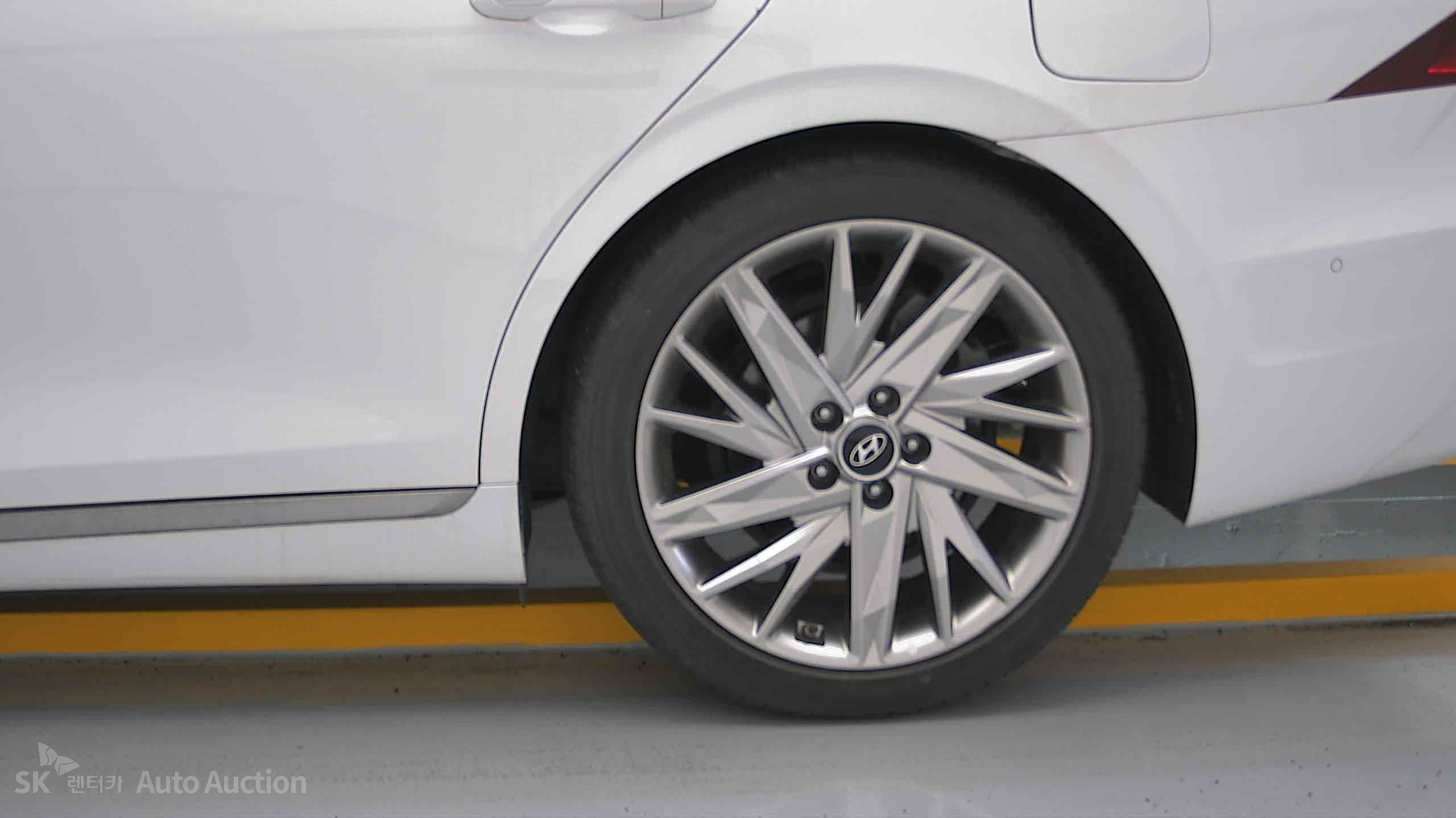 2022 - hyundai grandeur