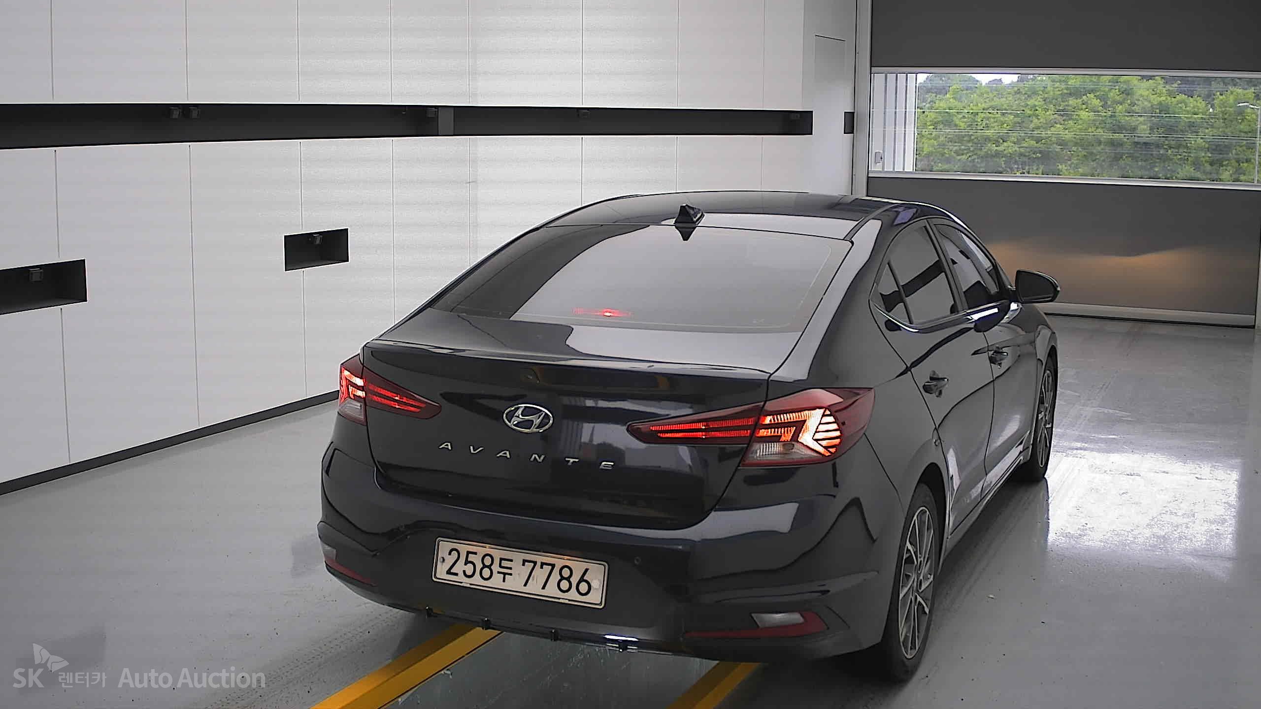 2019 - hyundai avante ad