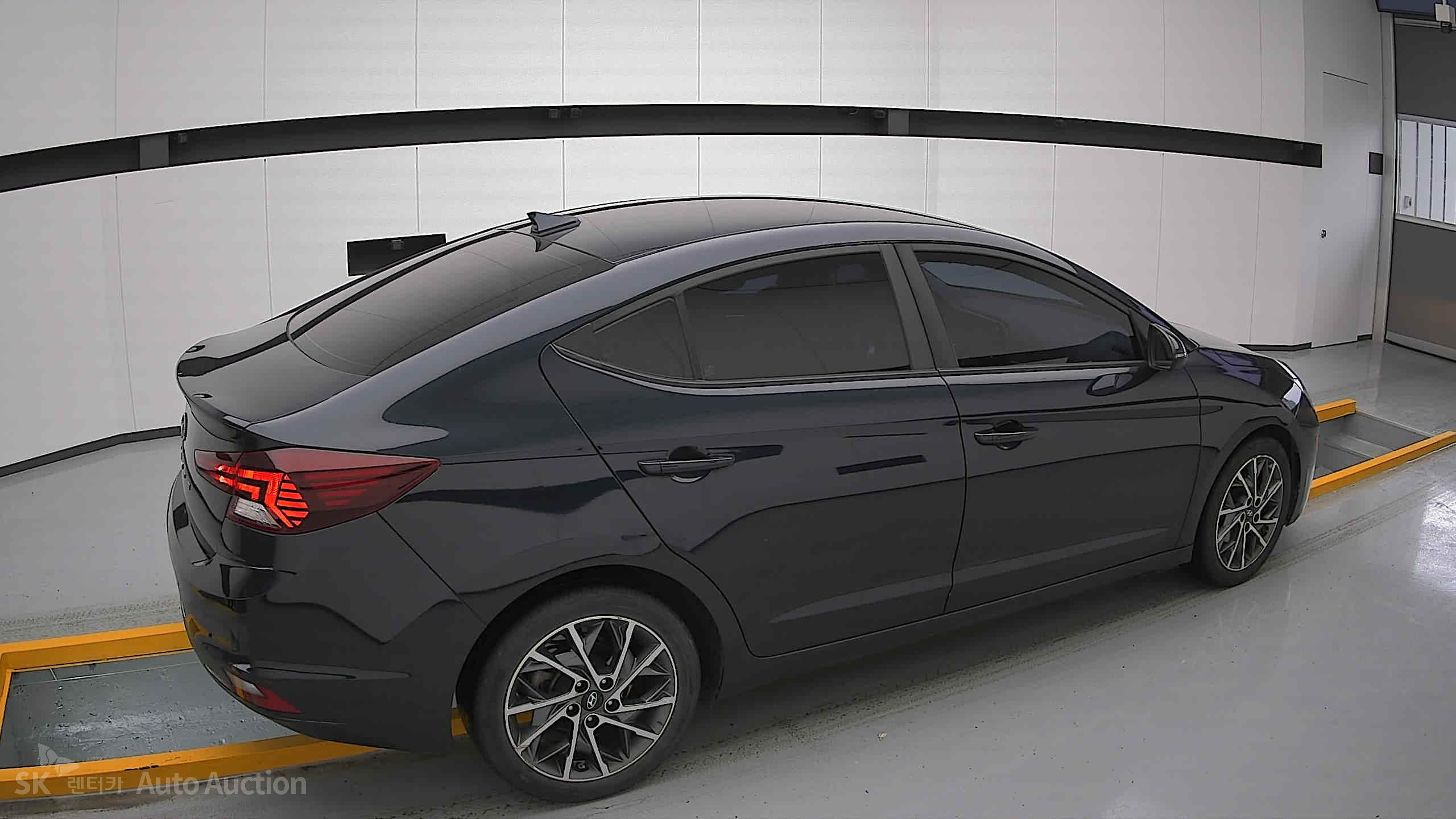 2019 - hyundai avante ad
