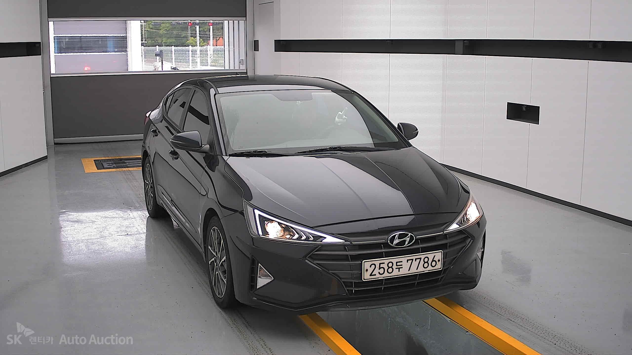 2019 - hyundai avante ad