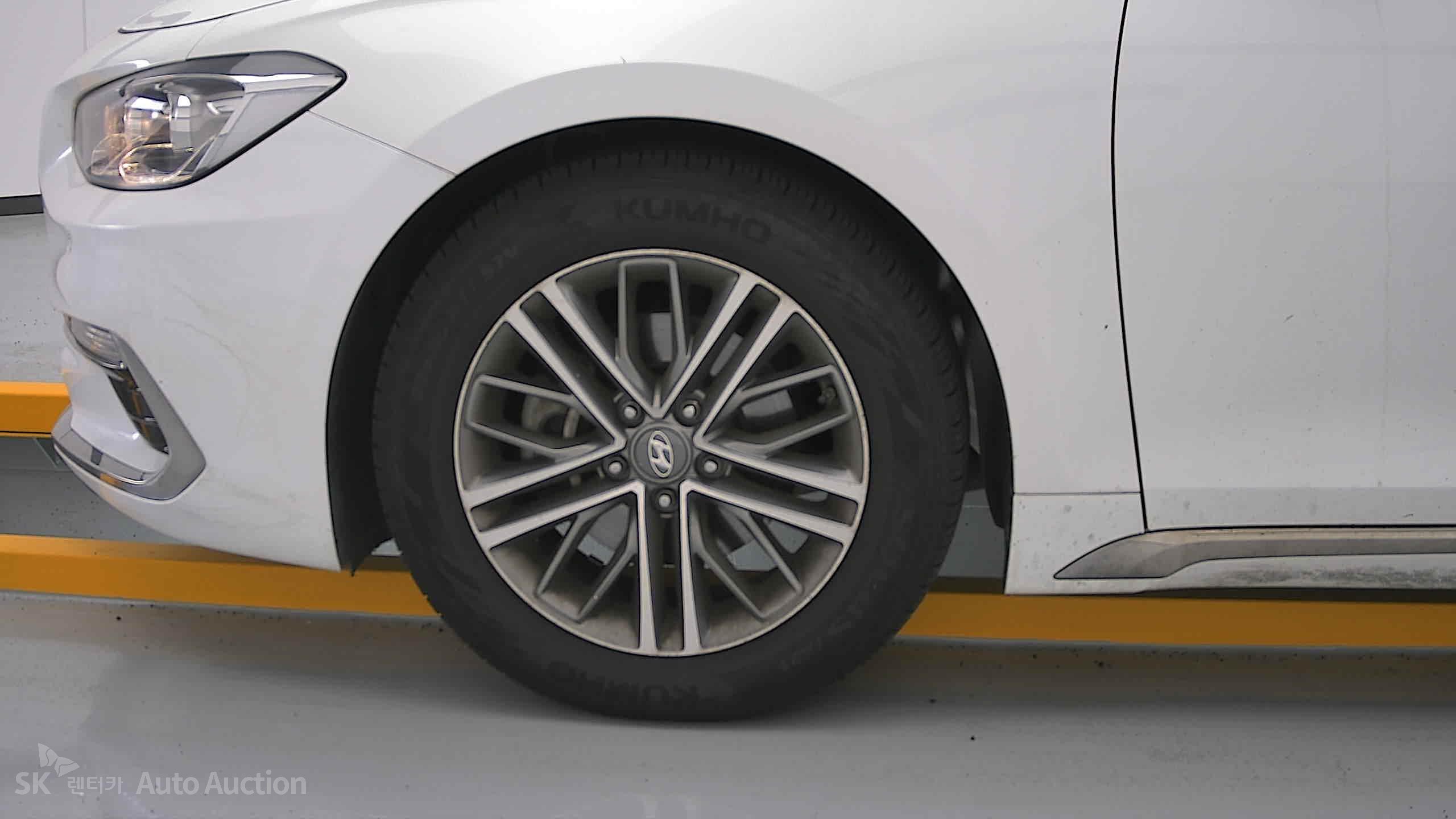 2019 - hyundai grandeur