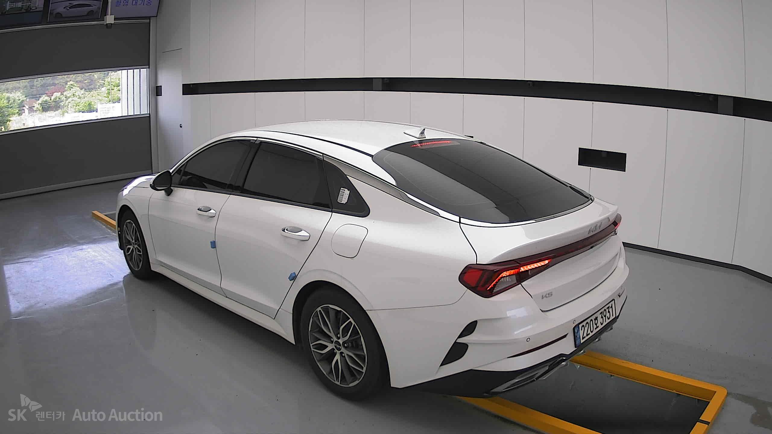 2023 - kia k5