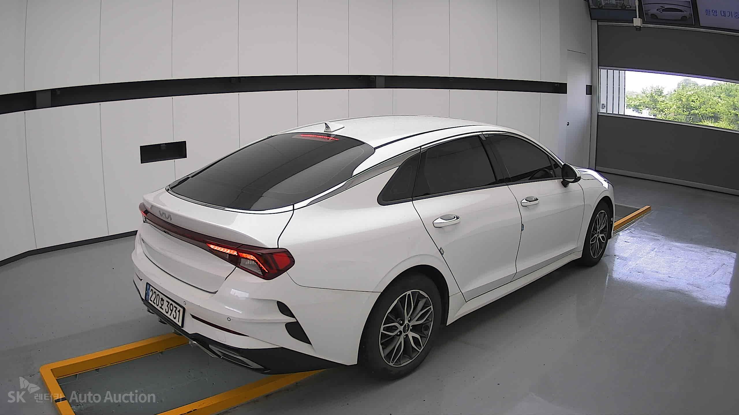2023 - kia k5