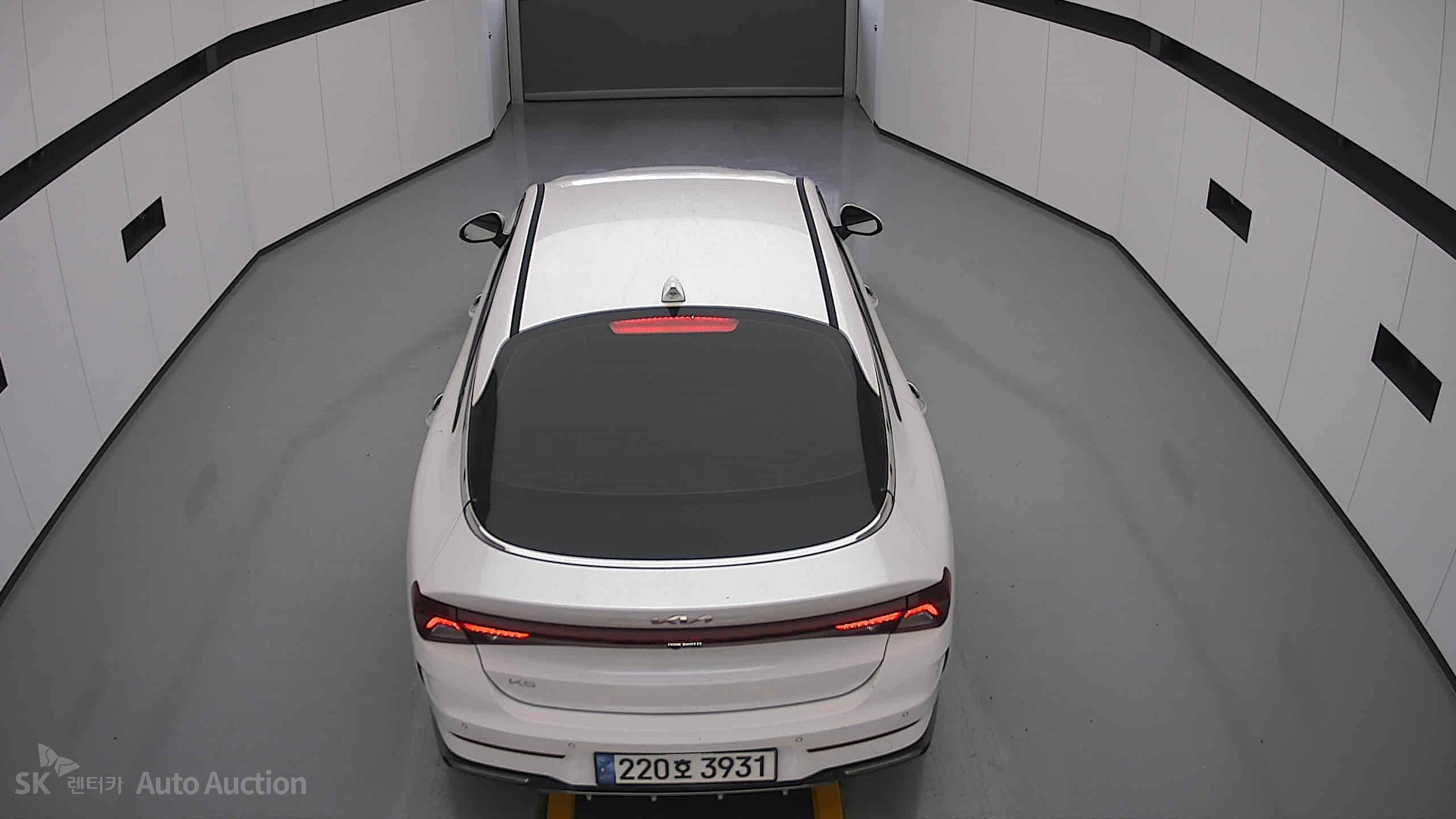 2023 - kia k5