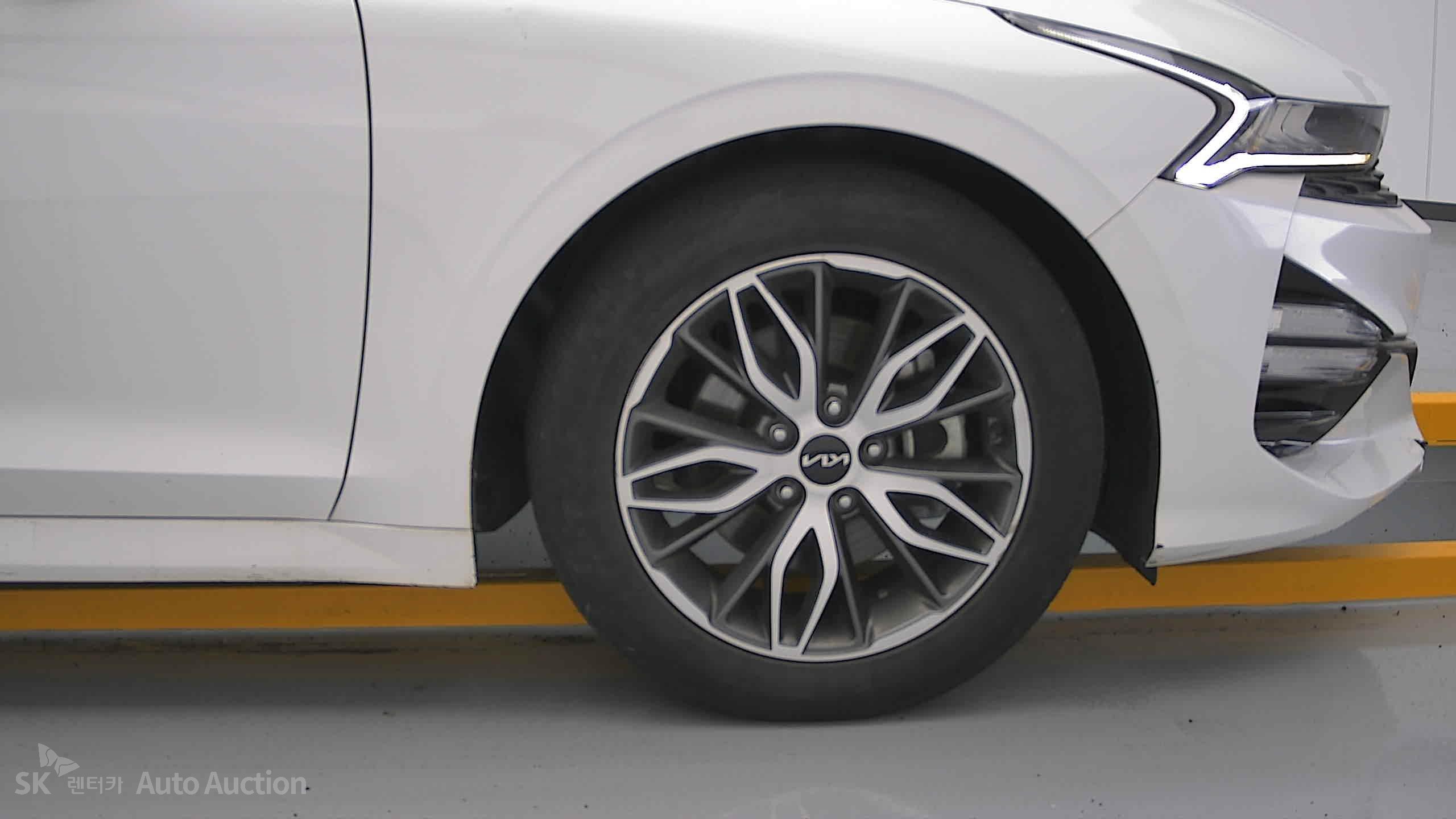 2023 - kia k5