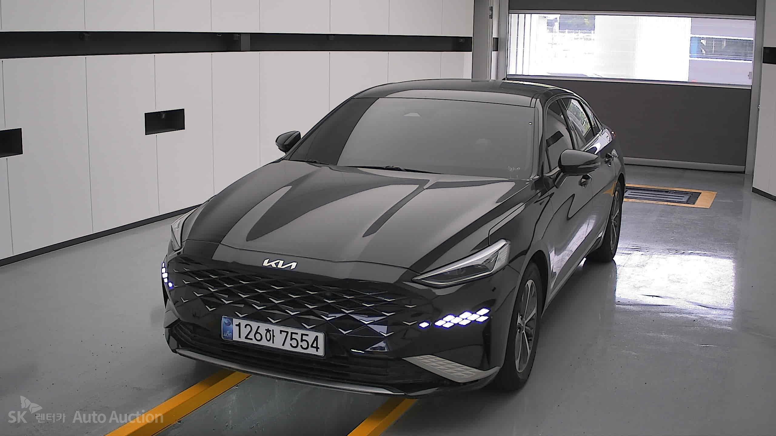 2022 - kia k8