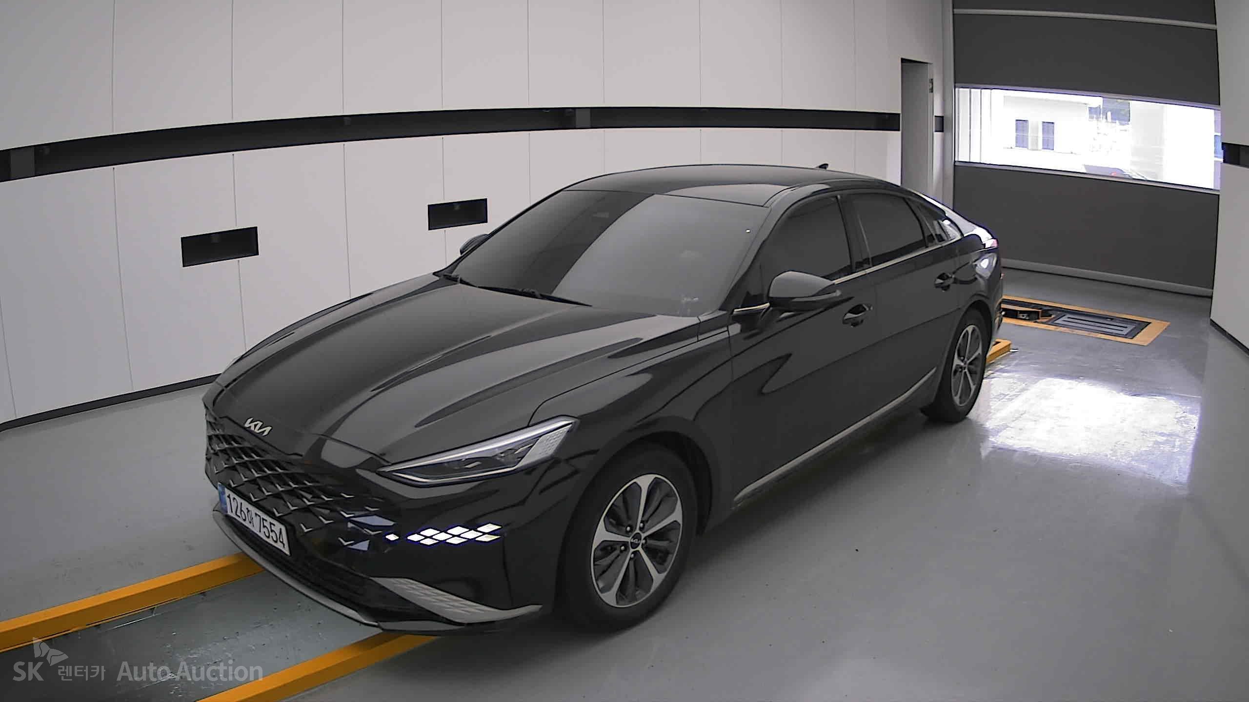 2022 - kia k8
