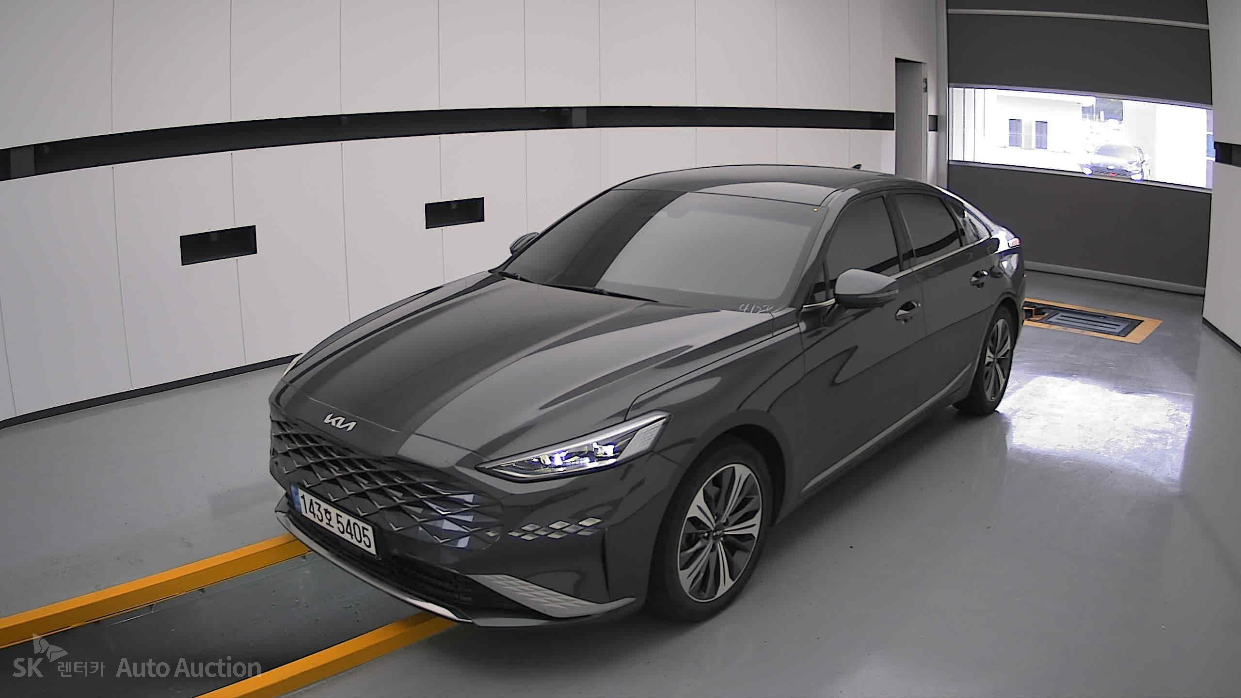 2022 - kia k8