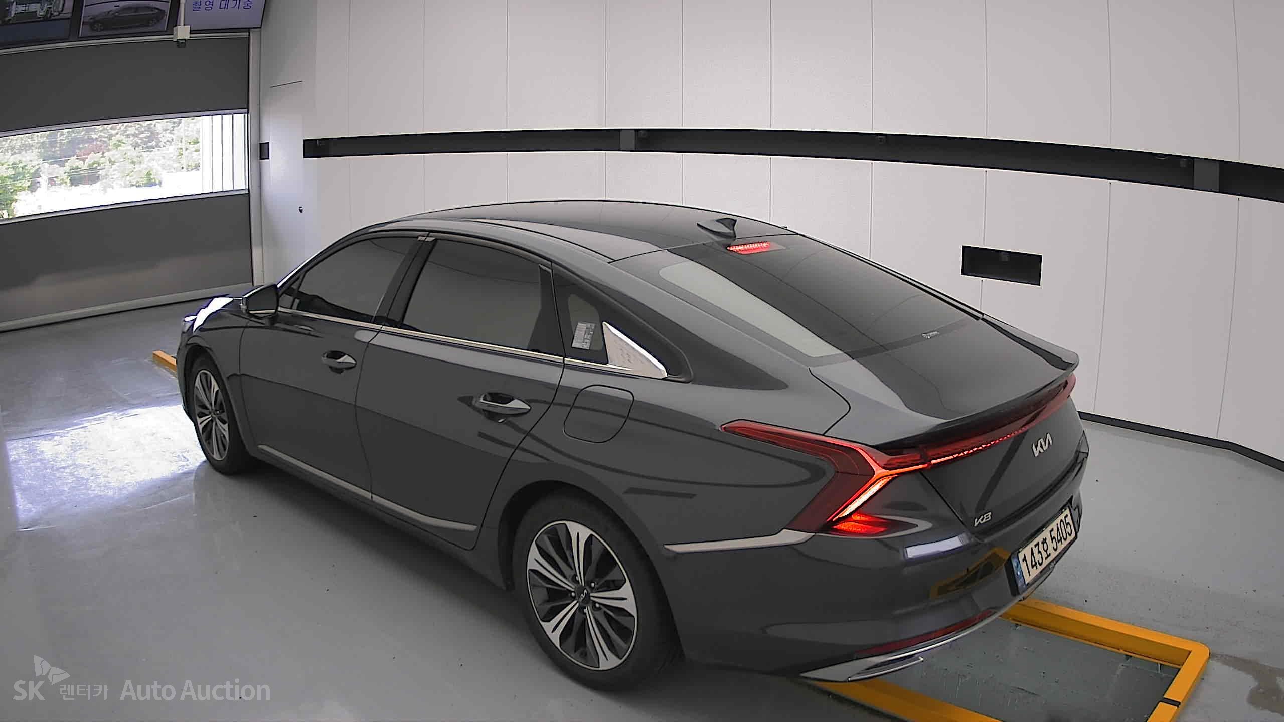 2022 - kia k8