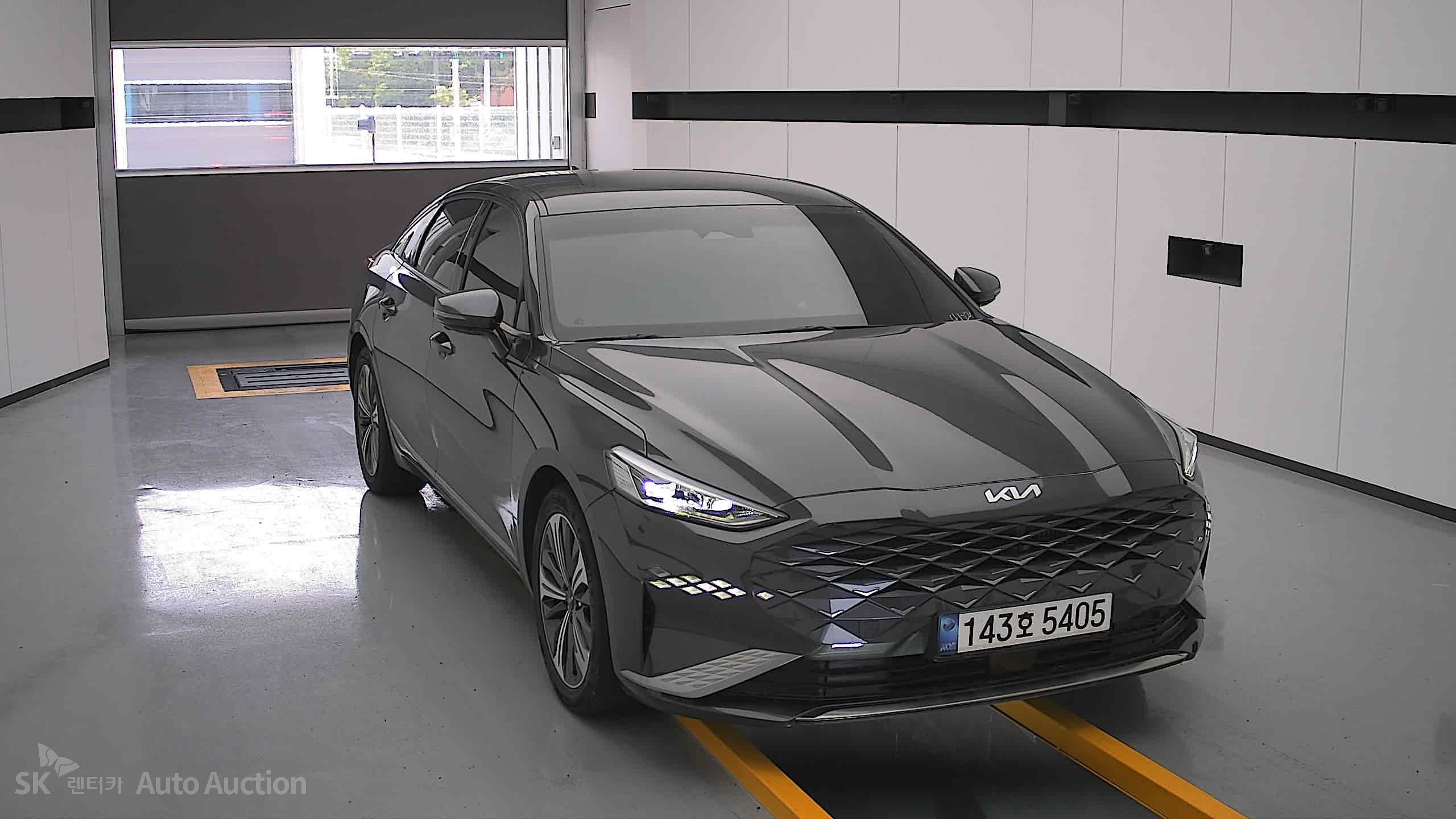 2022 - kia k8