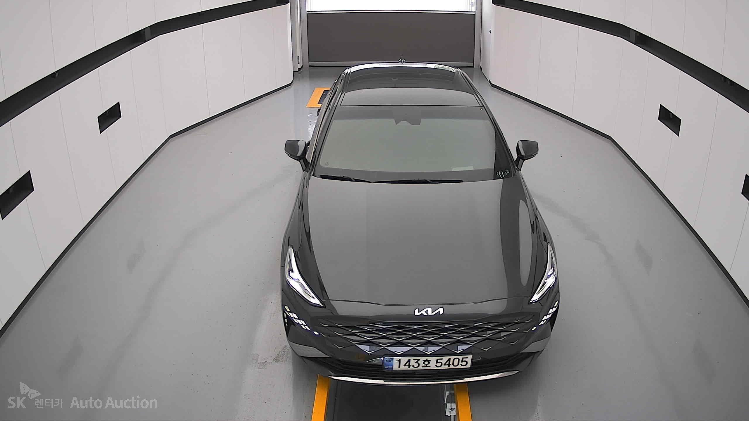 2022 - kia k8