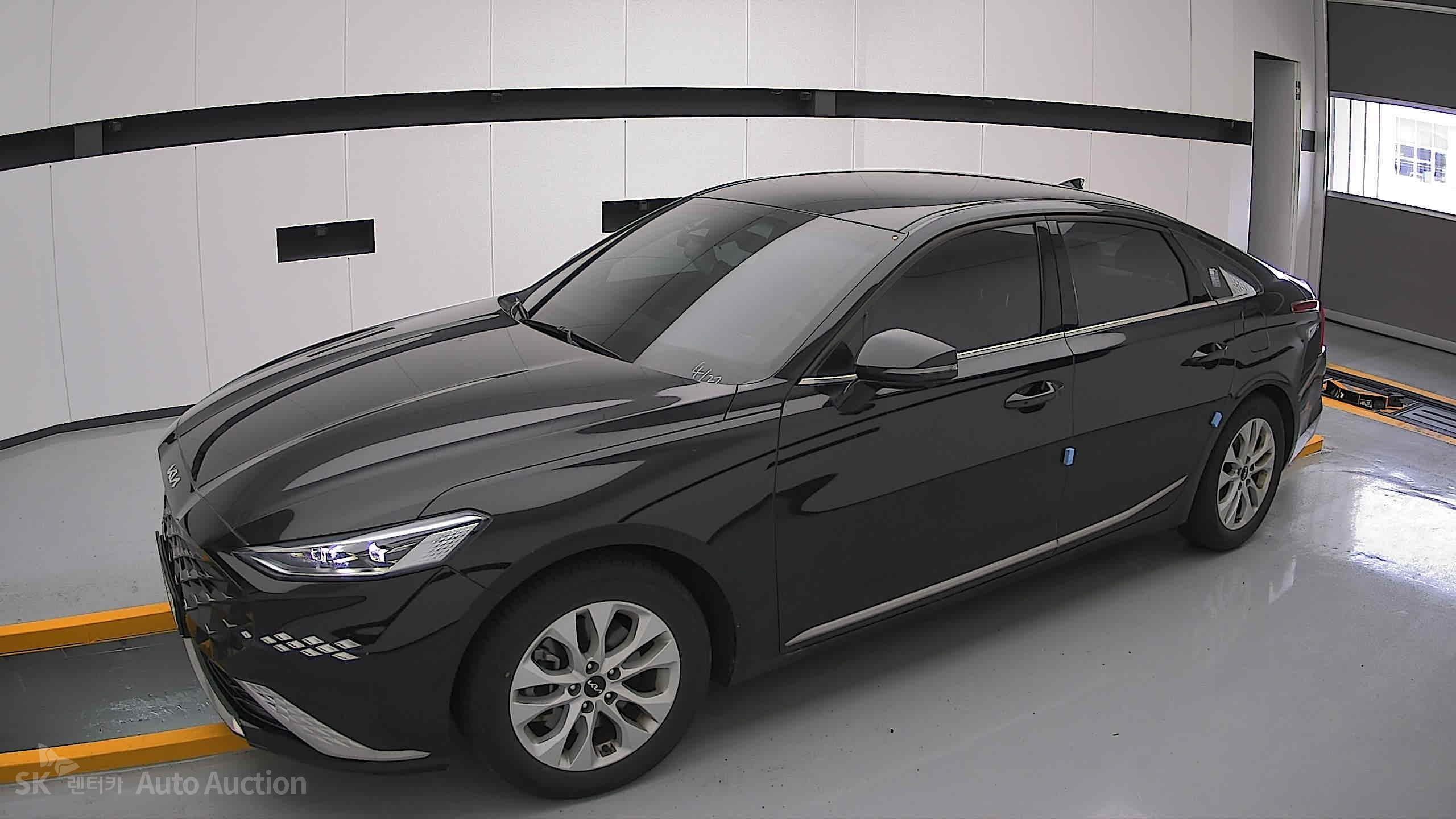 2023 - kia k8