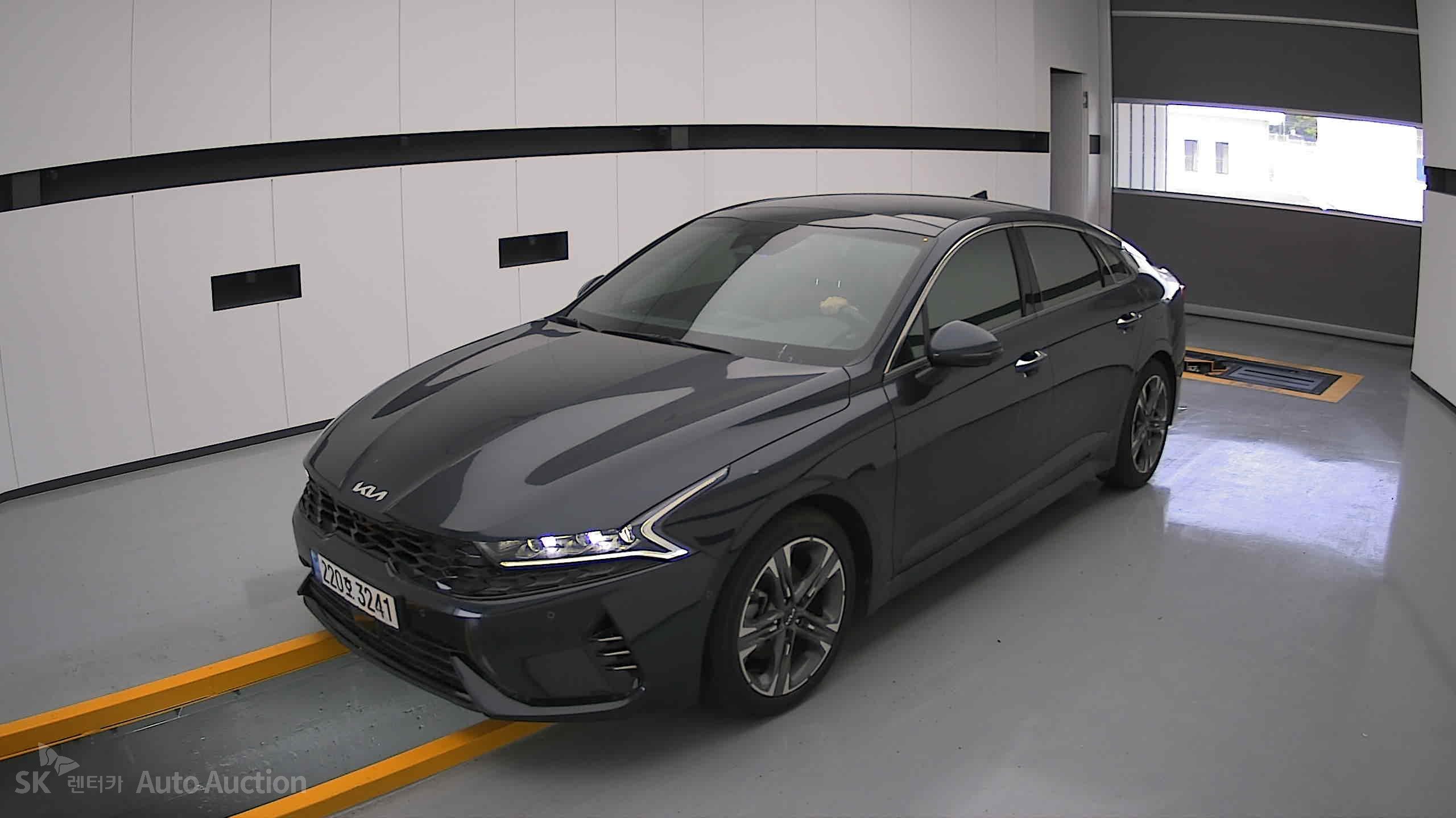 2023 - kia k5