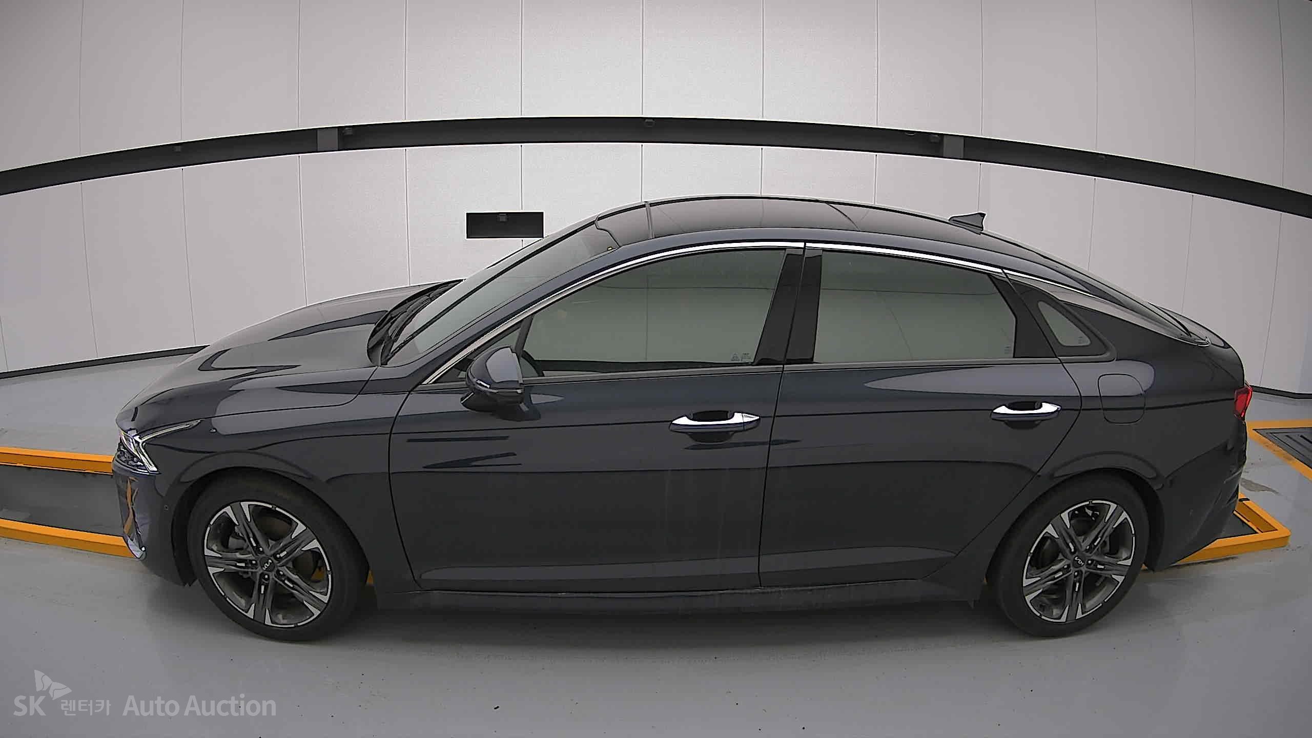 2023 - kia k5