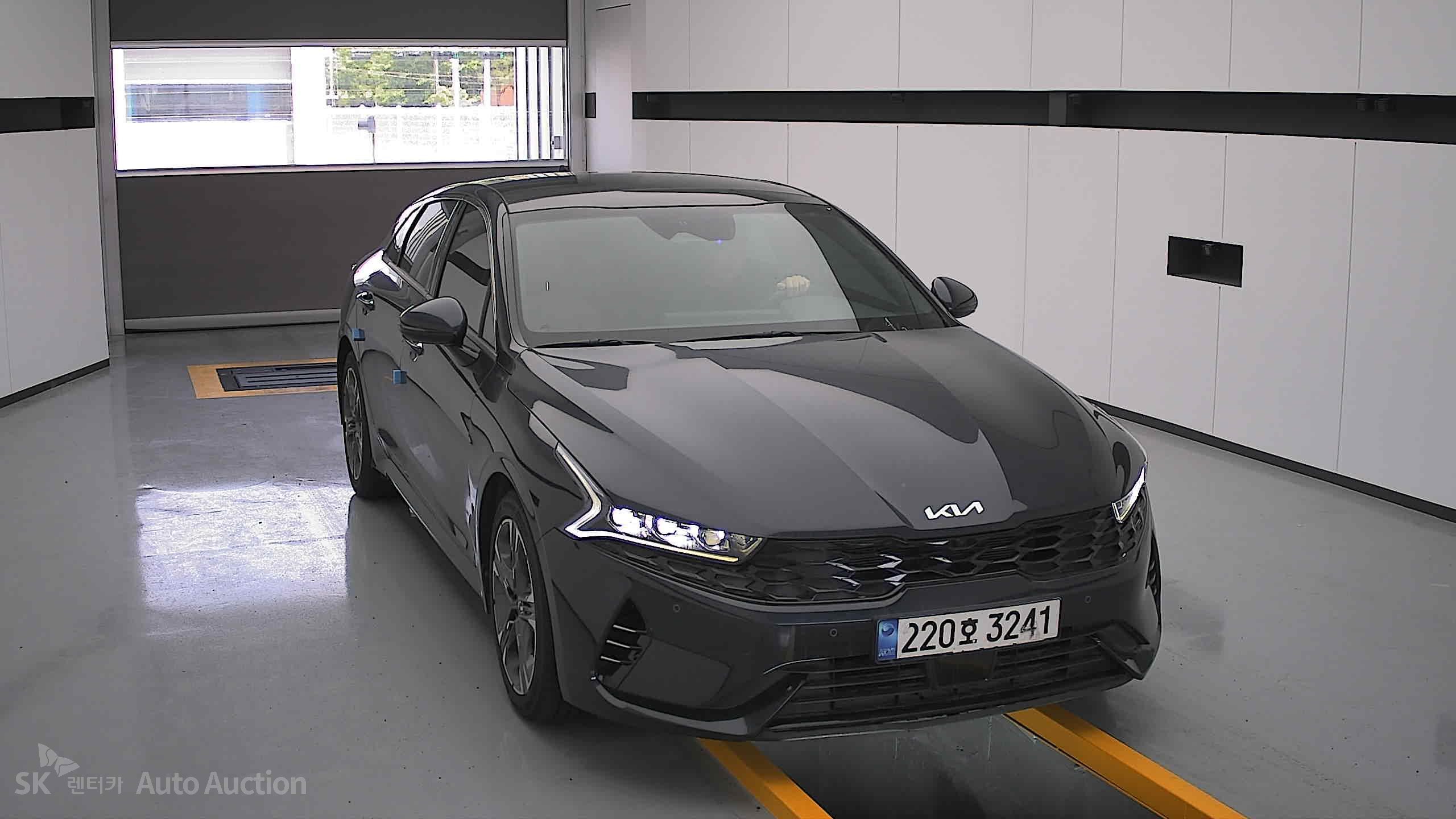 2023 - kia k5