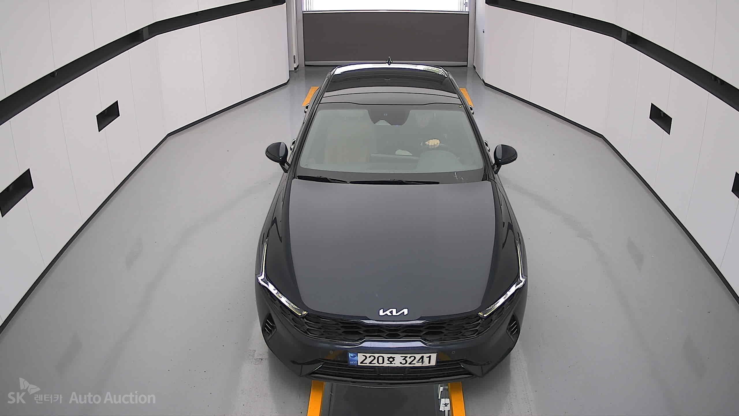 2023 - kia k5