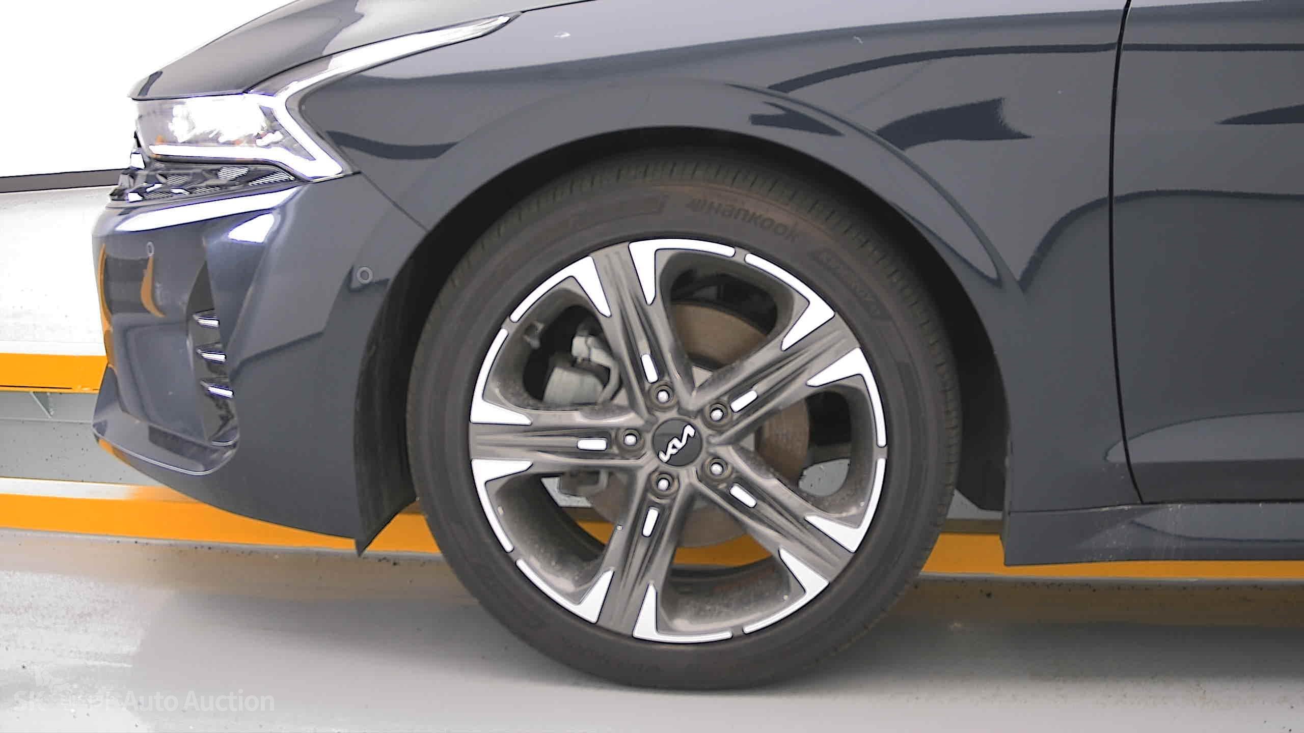 2023 - kia k5