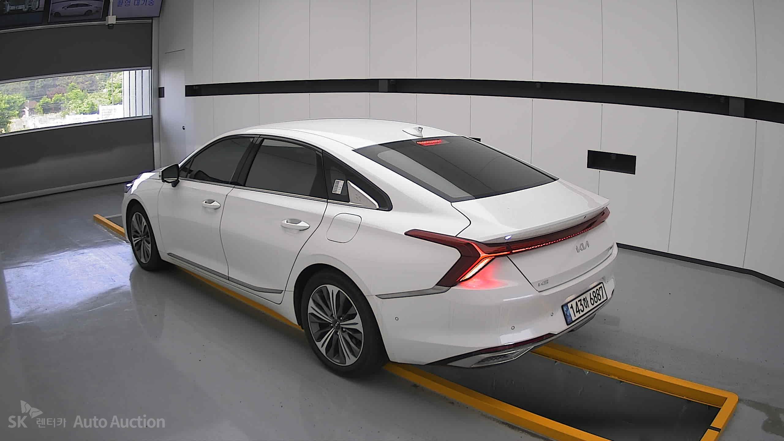 2023 - kia k8