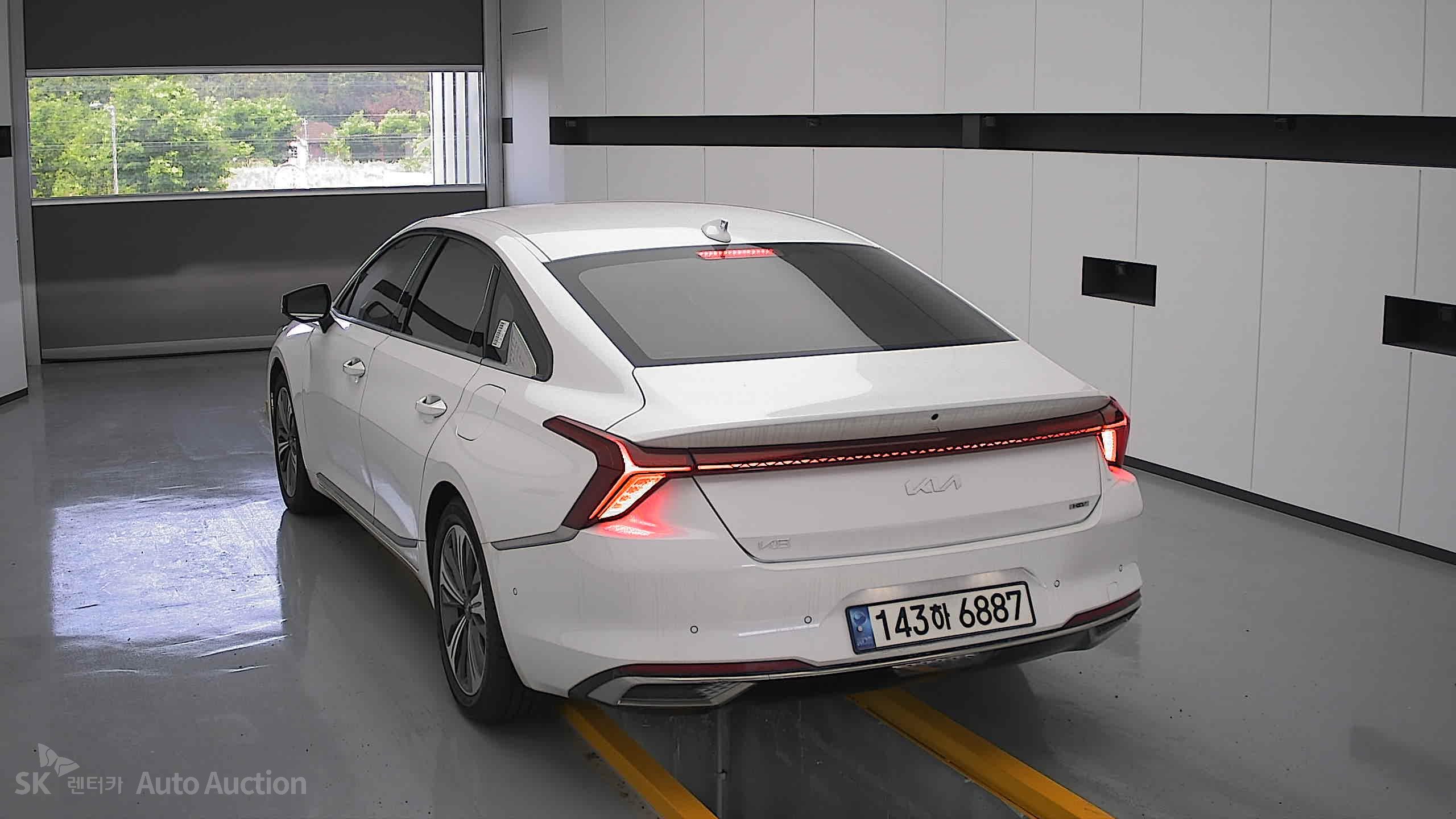 2023 - kia k8