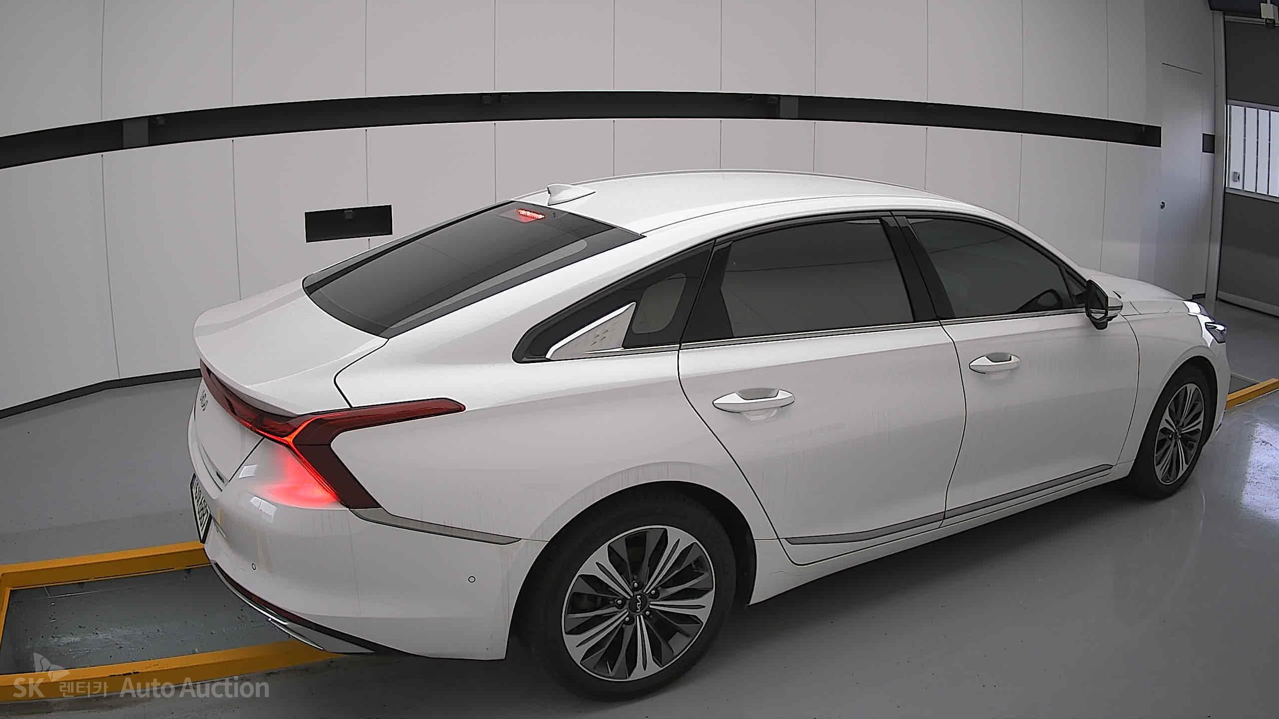 2023 - kia k8