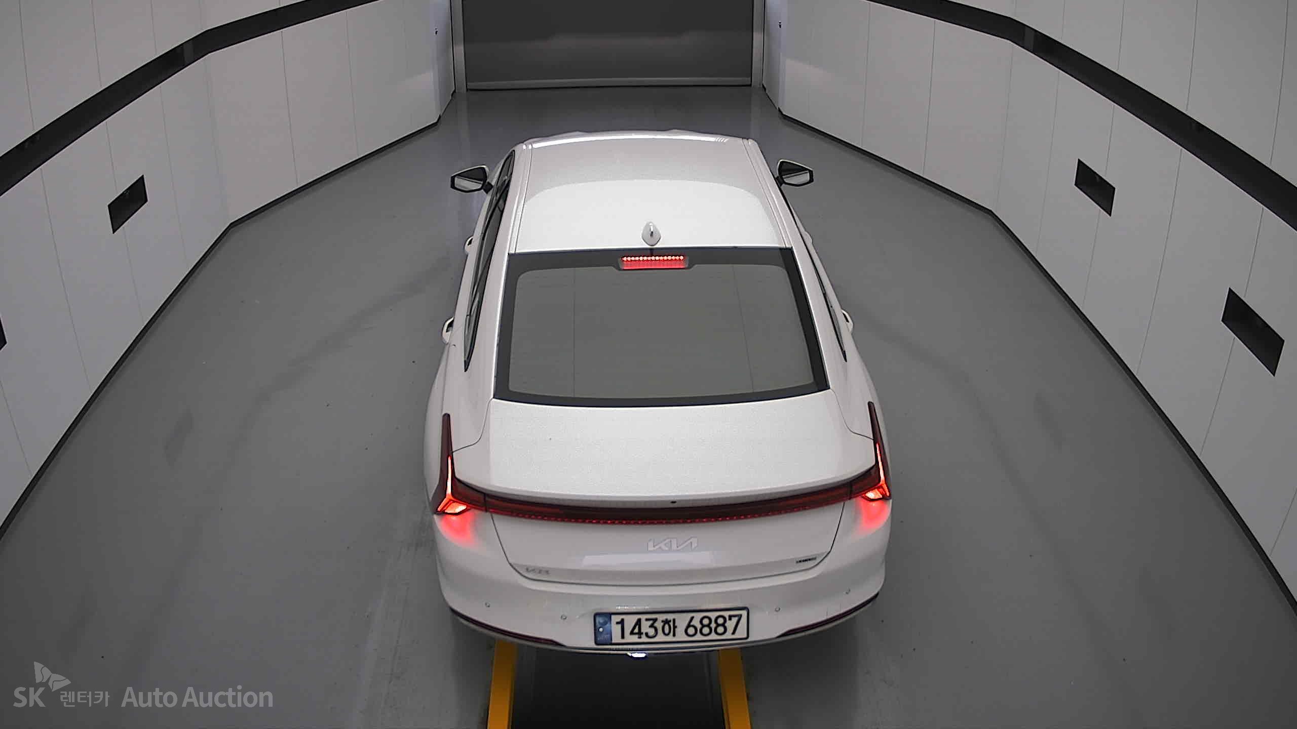 2023 - kia k8