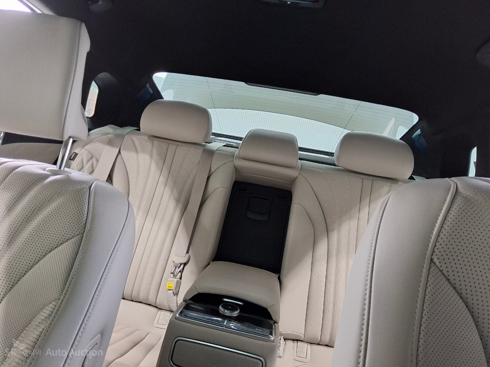 2023 - kia k8