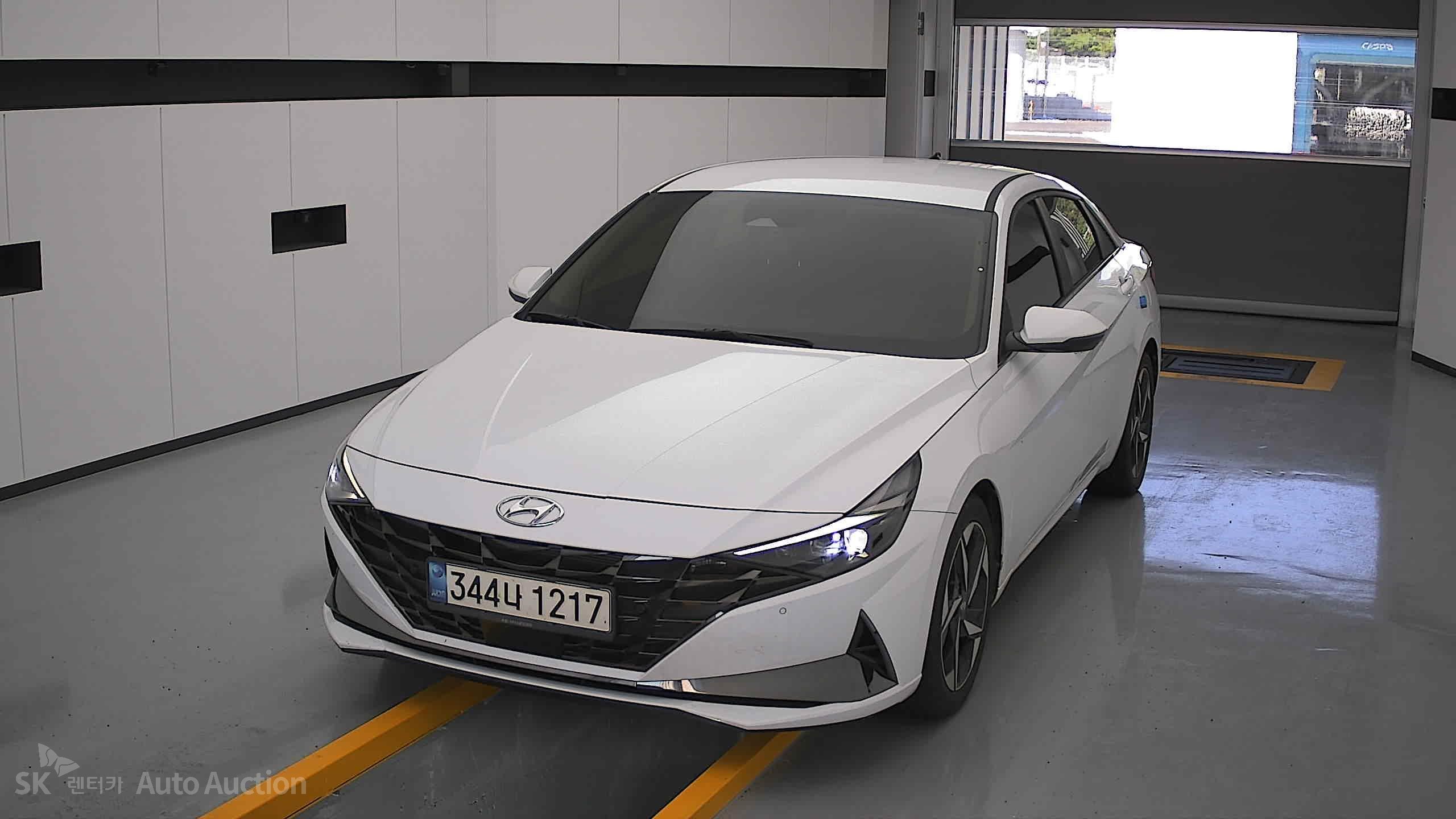 2021 - hyundai avante