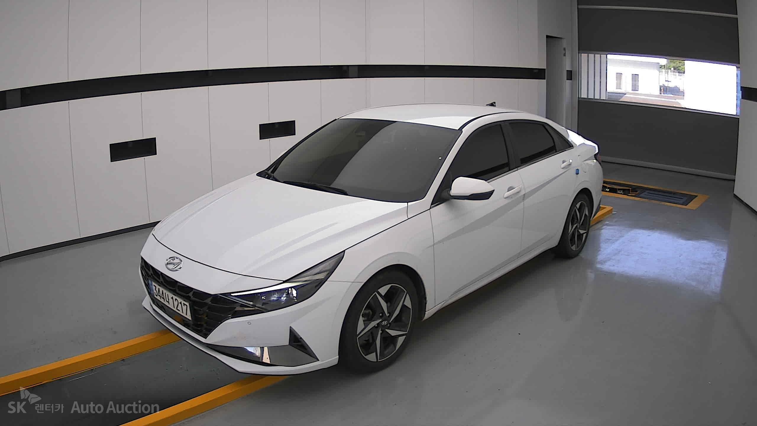 2021 - hyundai avante