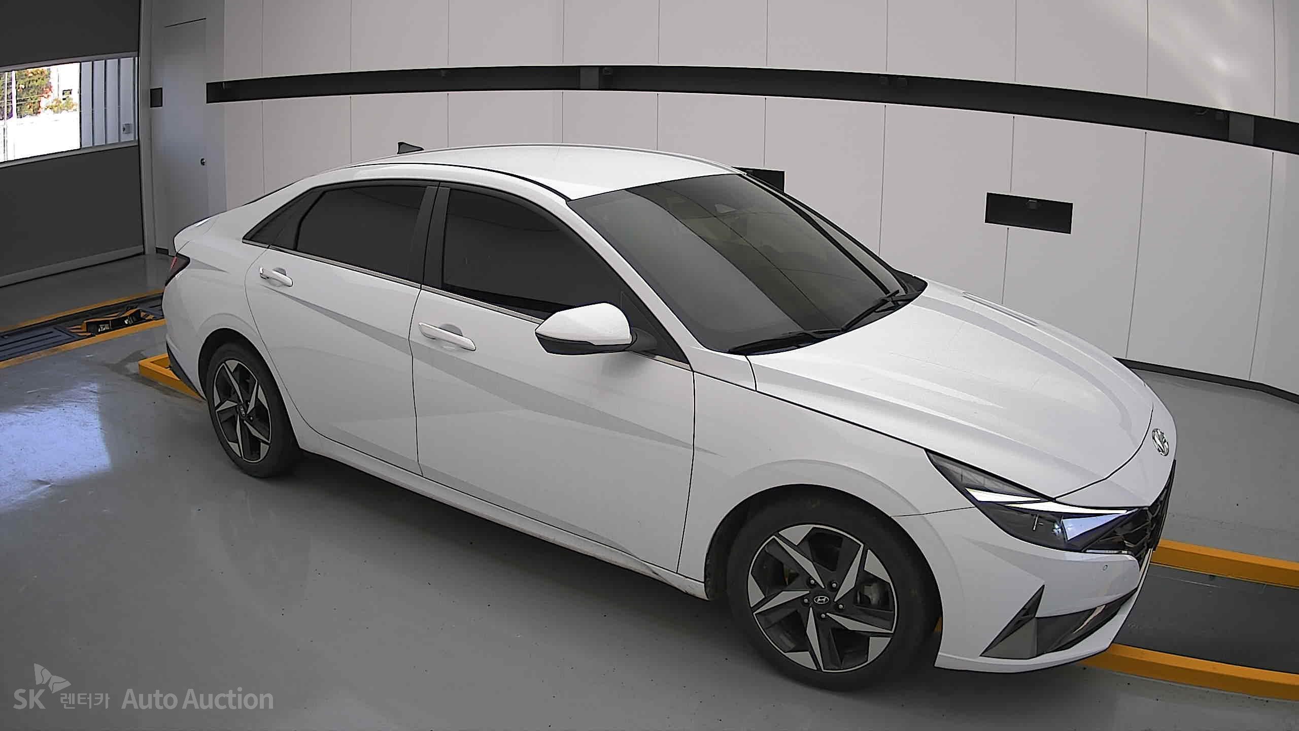 2021 - hyundai avante