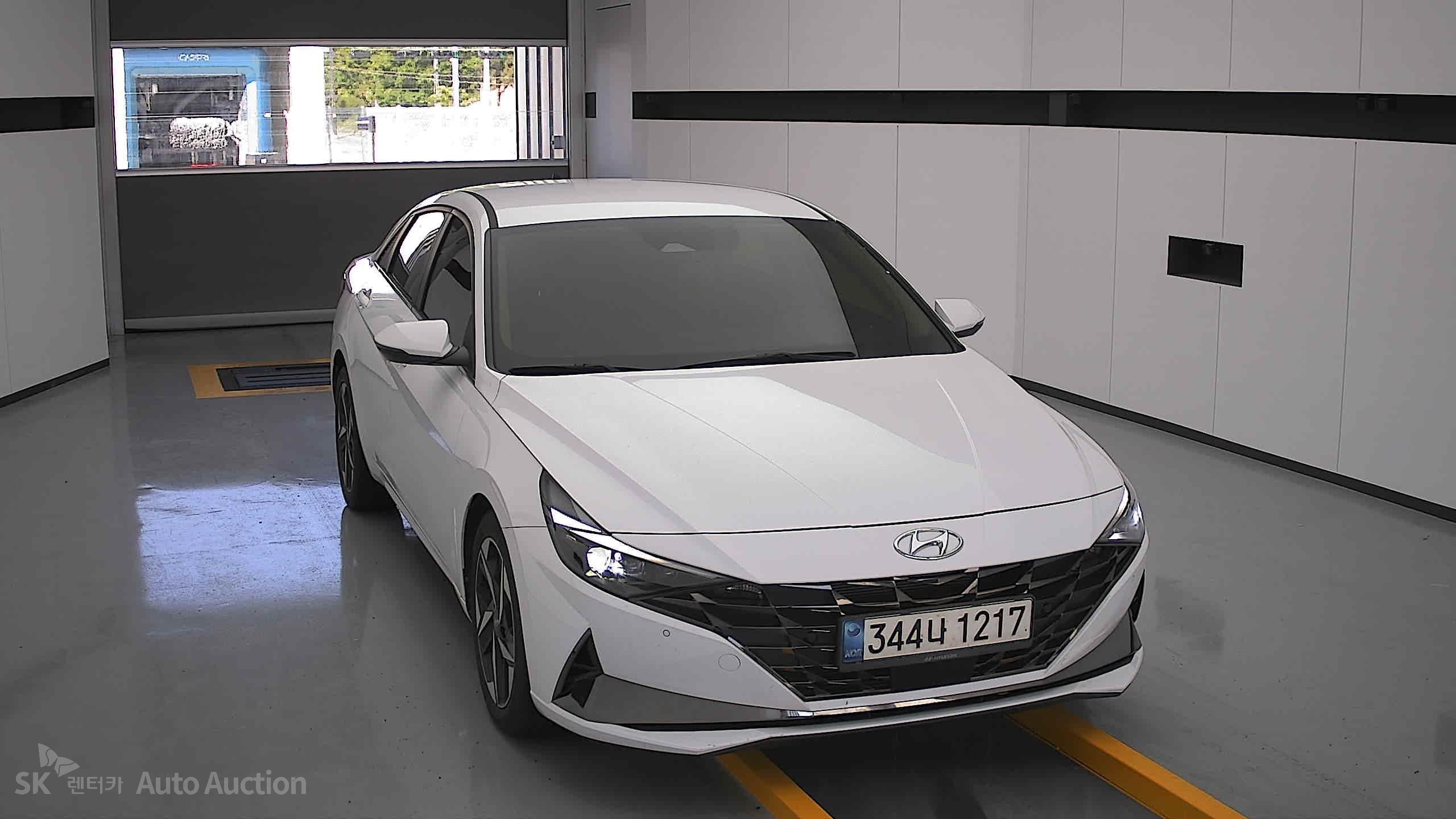 2021 - hyundai avante