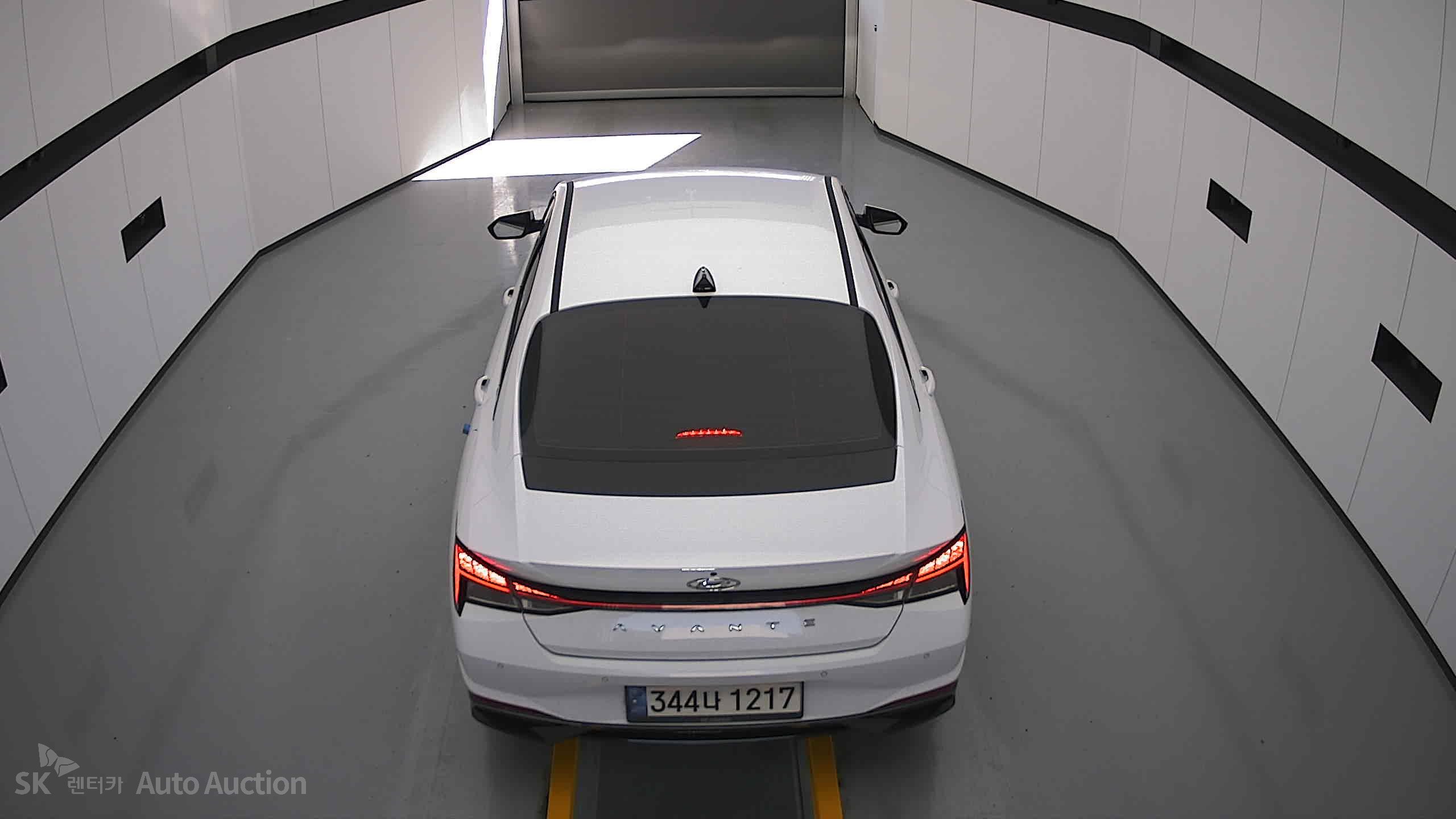 2021 - hyundai avante