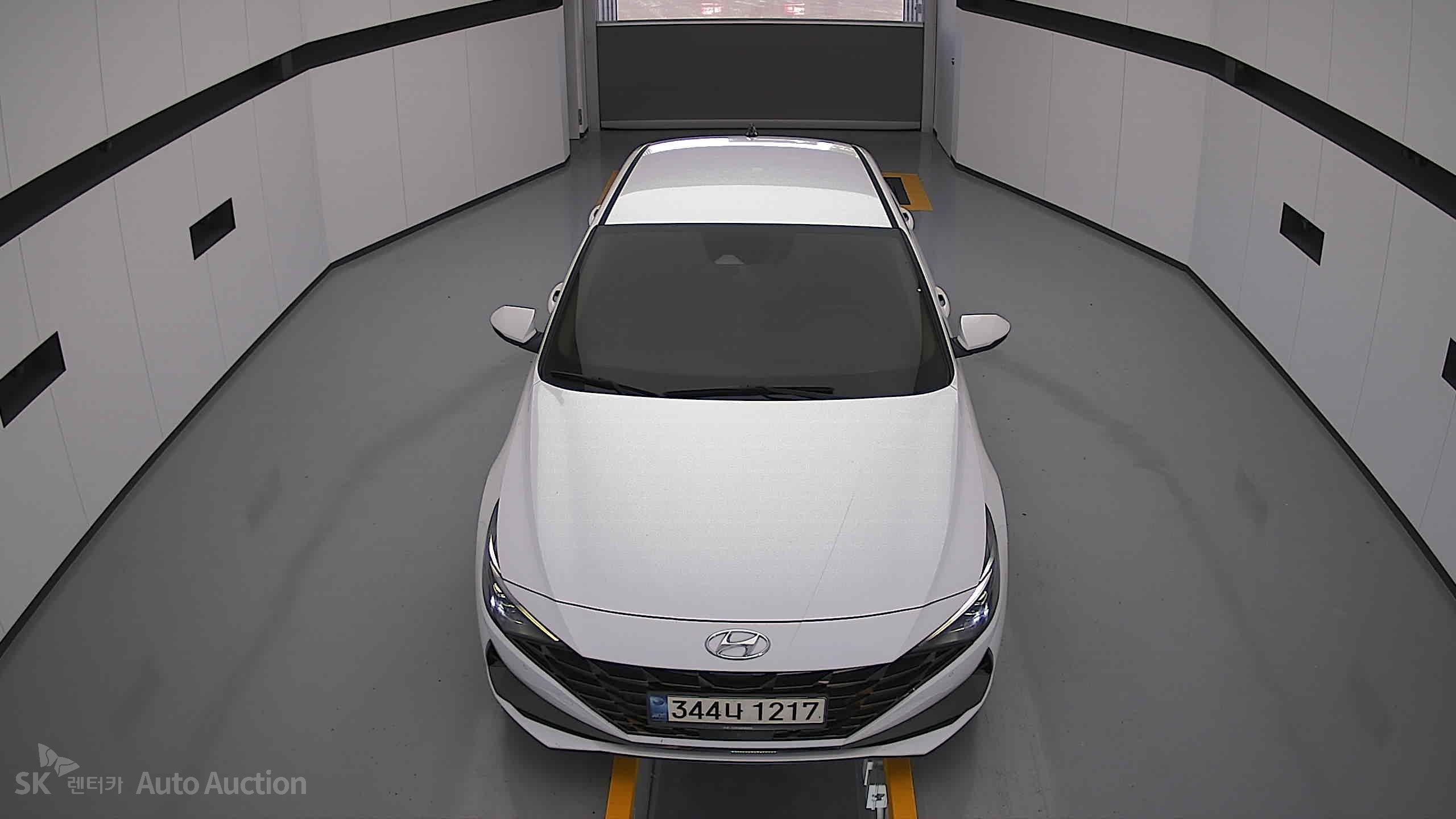 2021 - hyundai avante