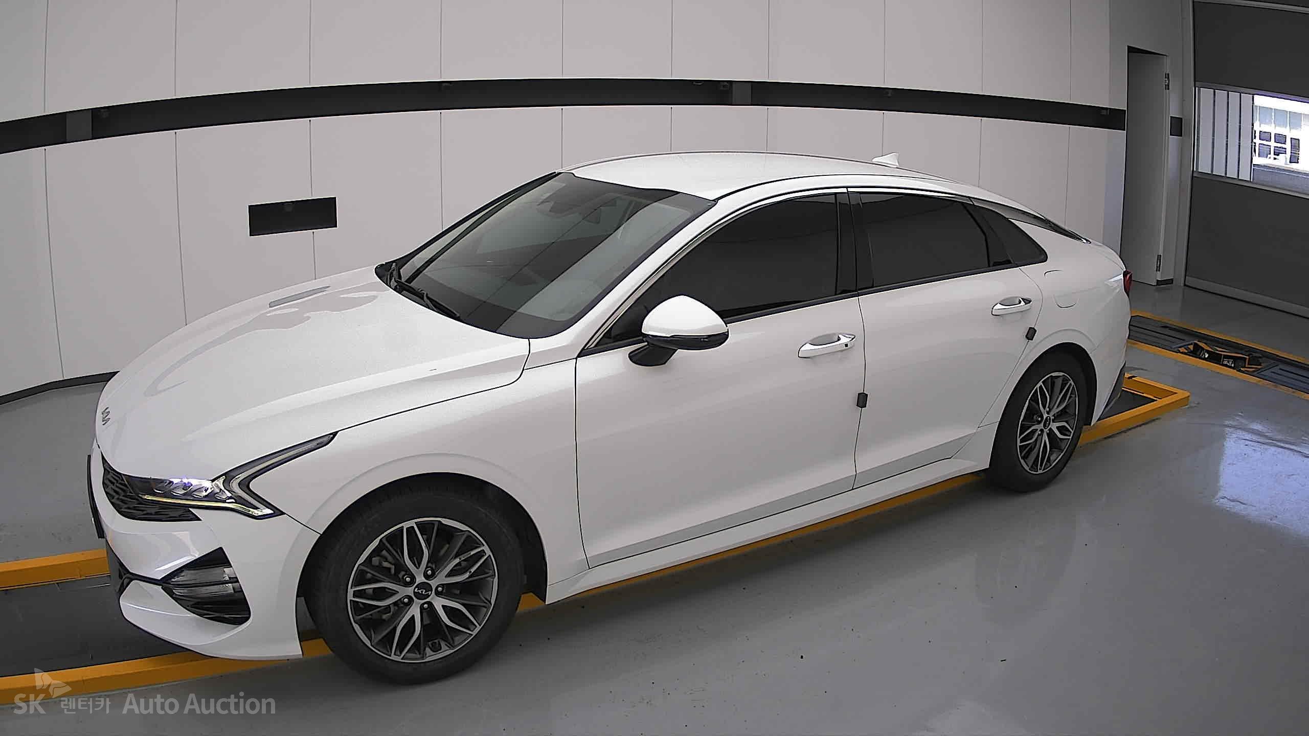 2023 - kia k5
