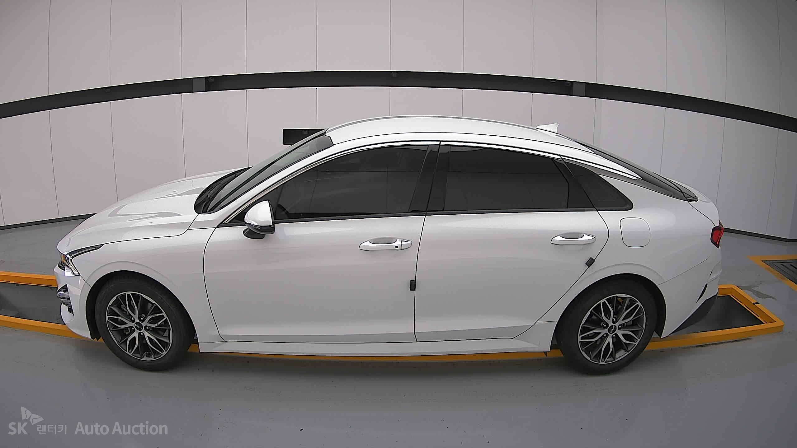 2023 - kia k5