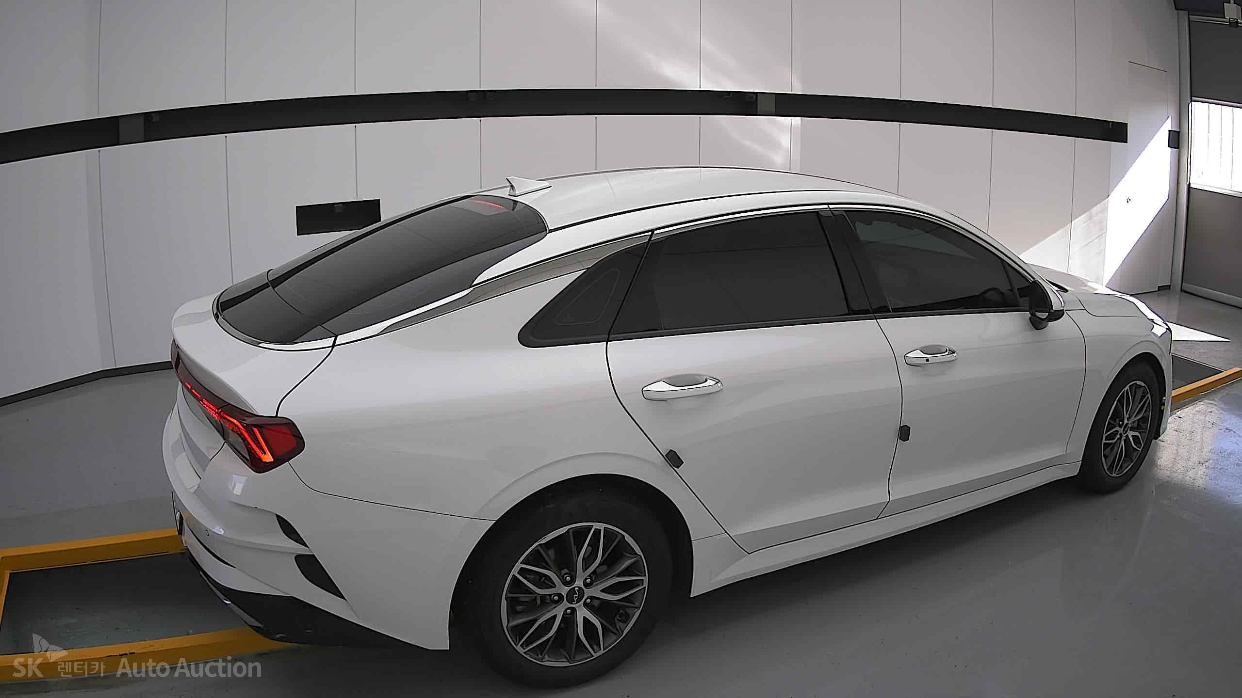 2023 - kia k5
