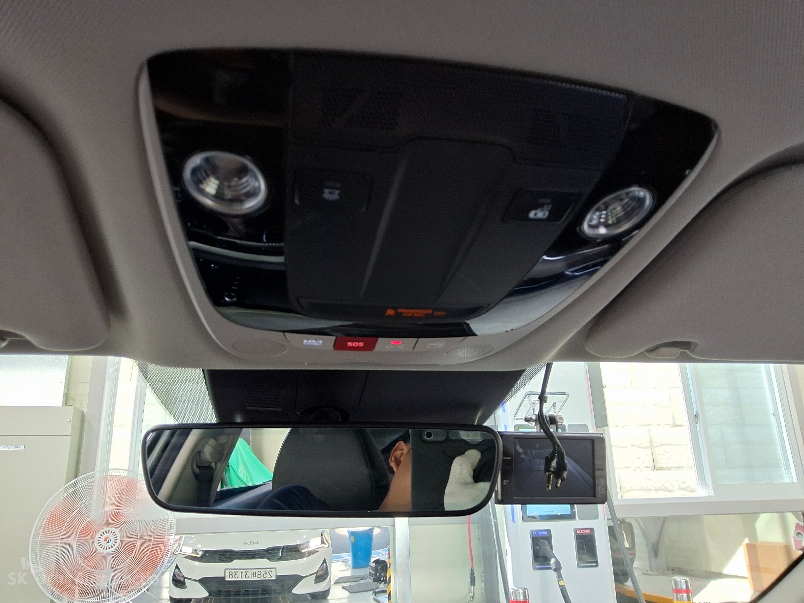 2023 - kia k5