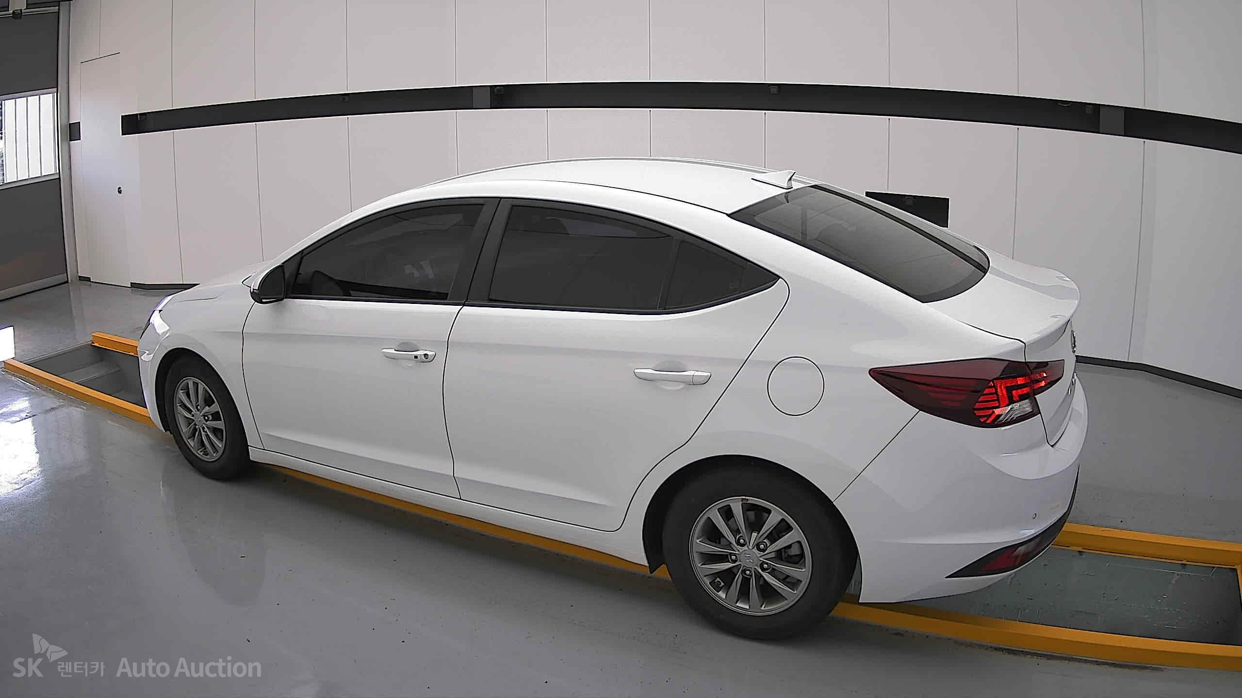 2020 - hyundai avante ad