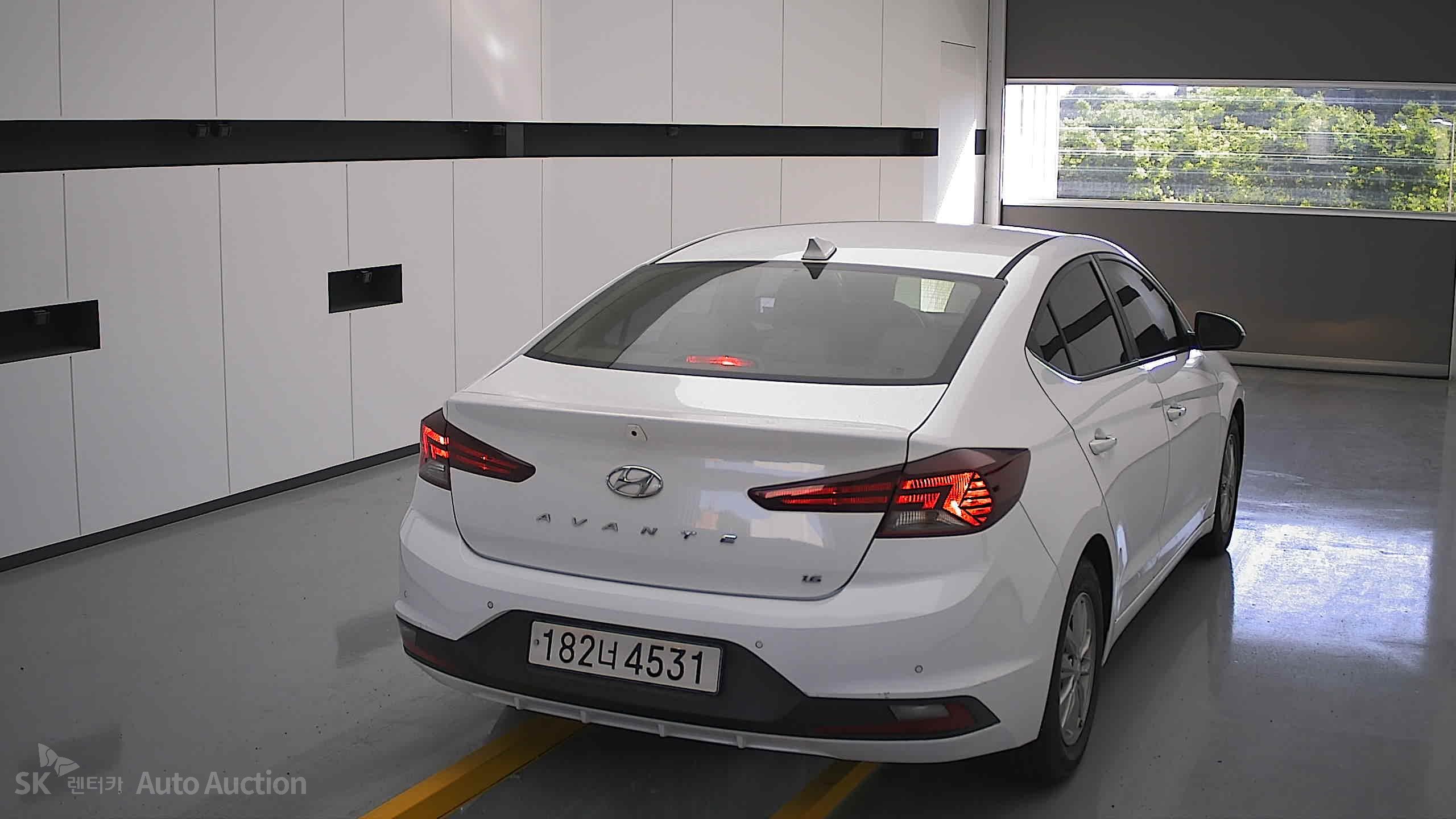 2020 - hyundai avante ad