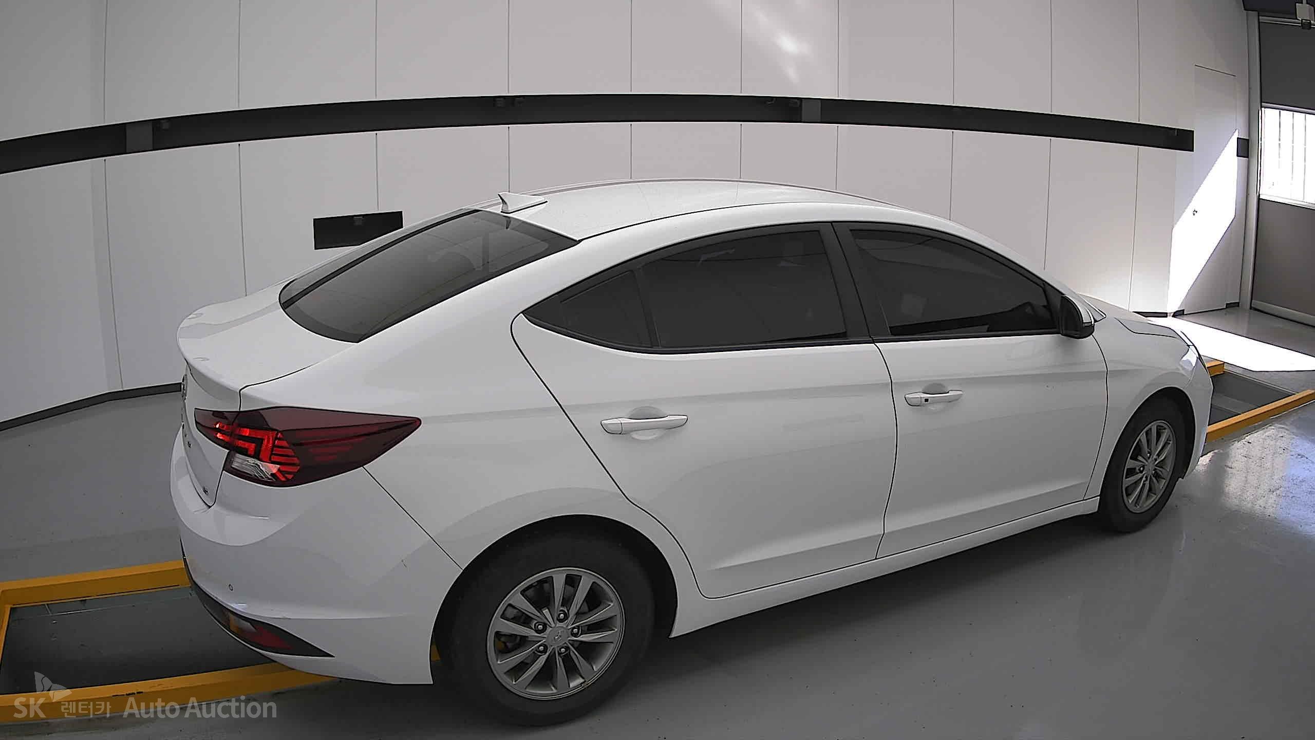 2020 - hyundai avante ad