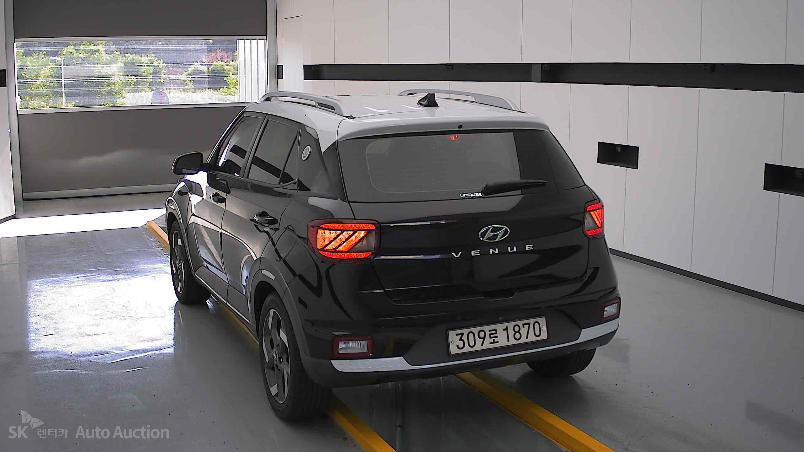 2020 - hyundai venue