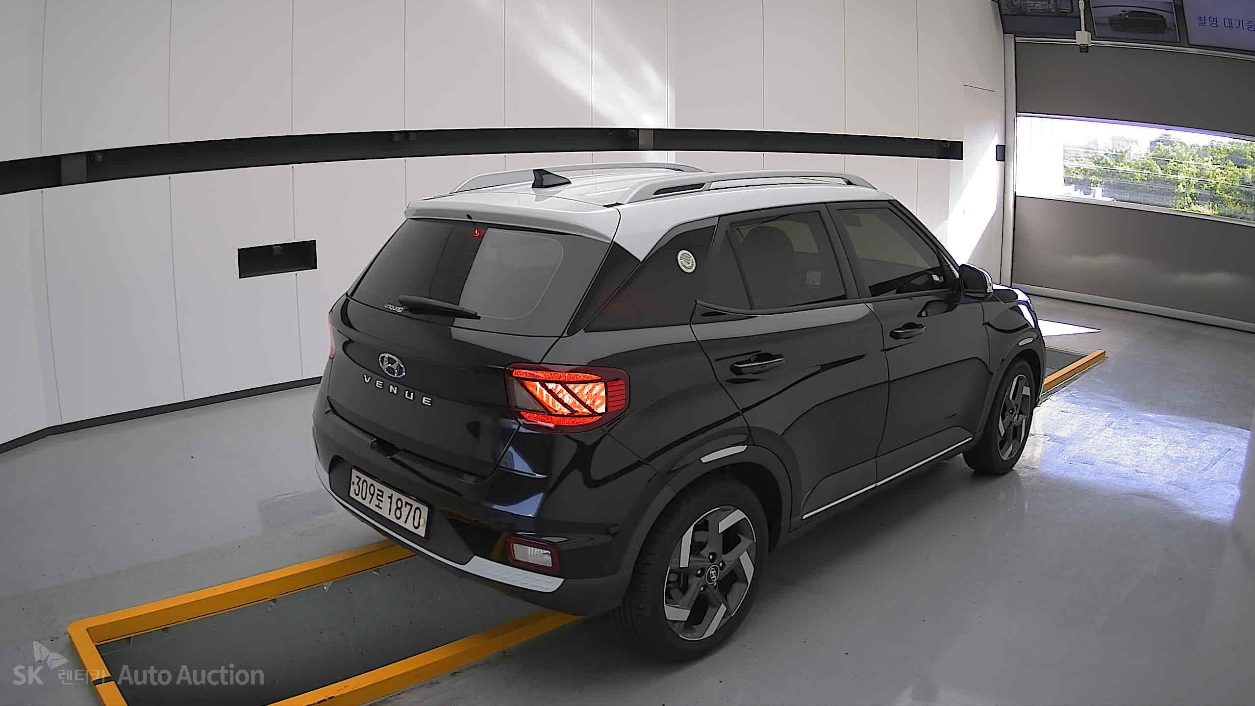2020 - hyundai venue