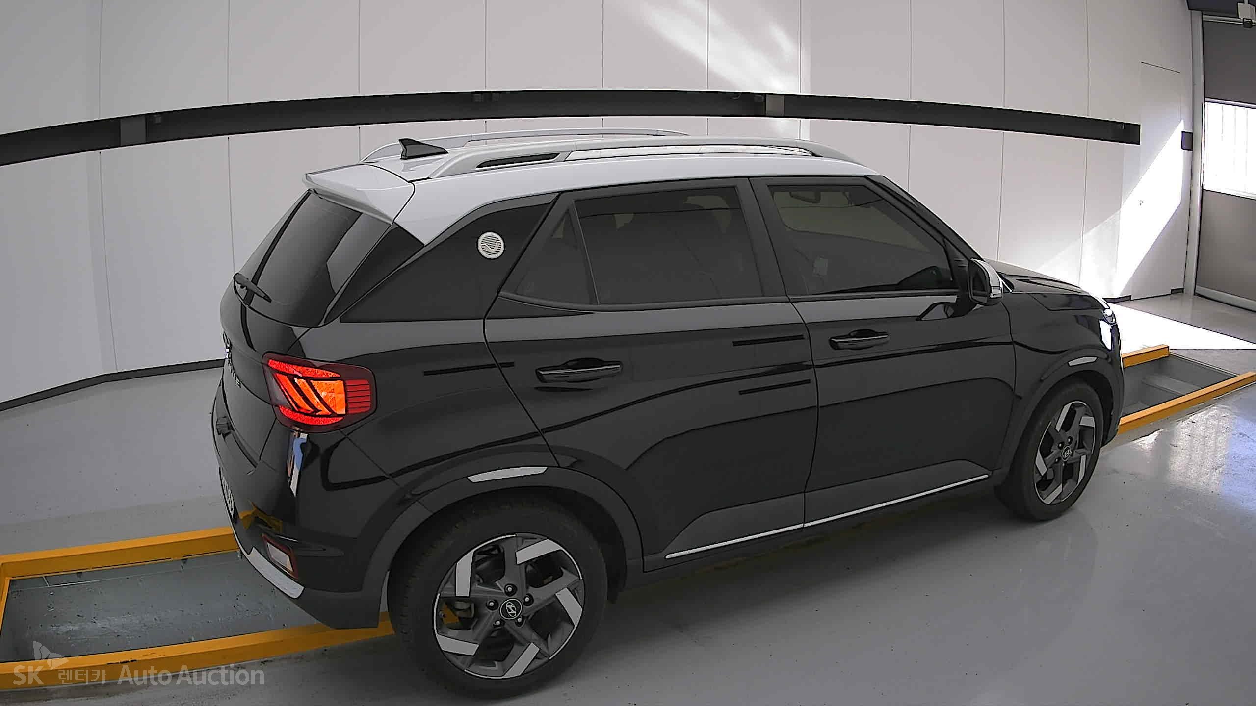 2020 - hyundai venue