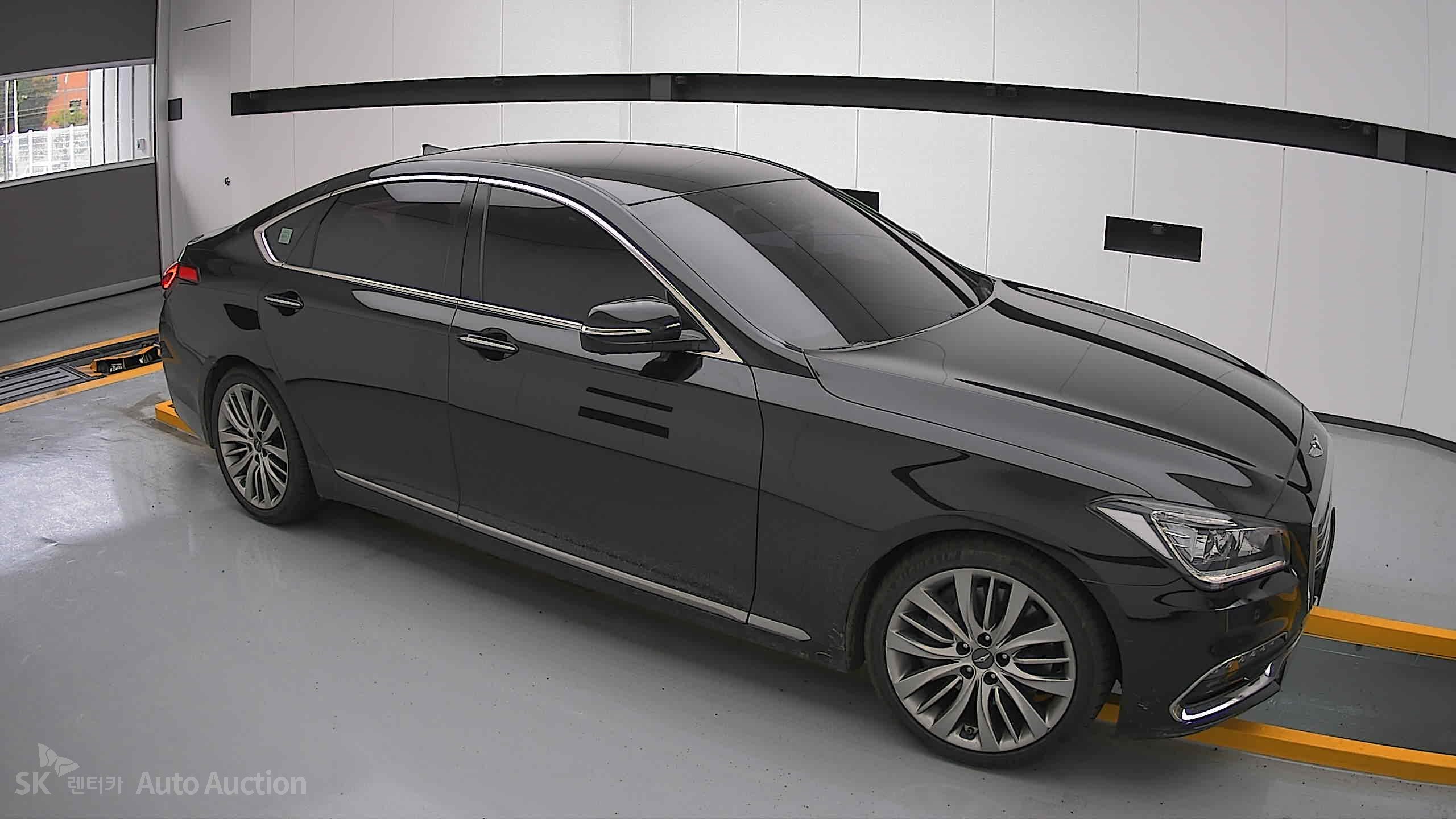 2018 - genesis g80