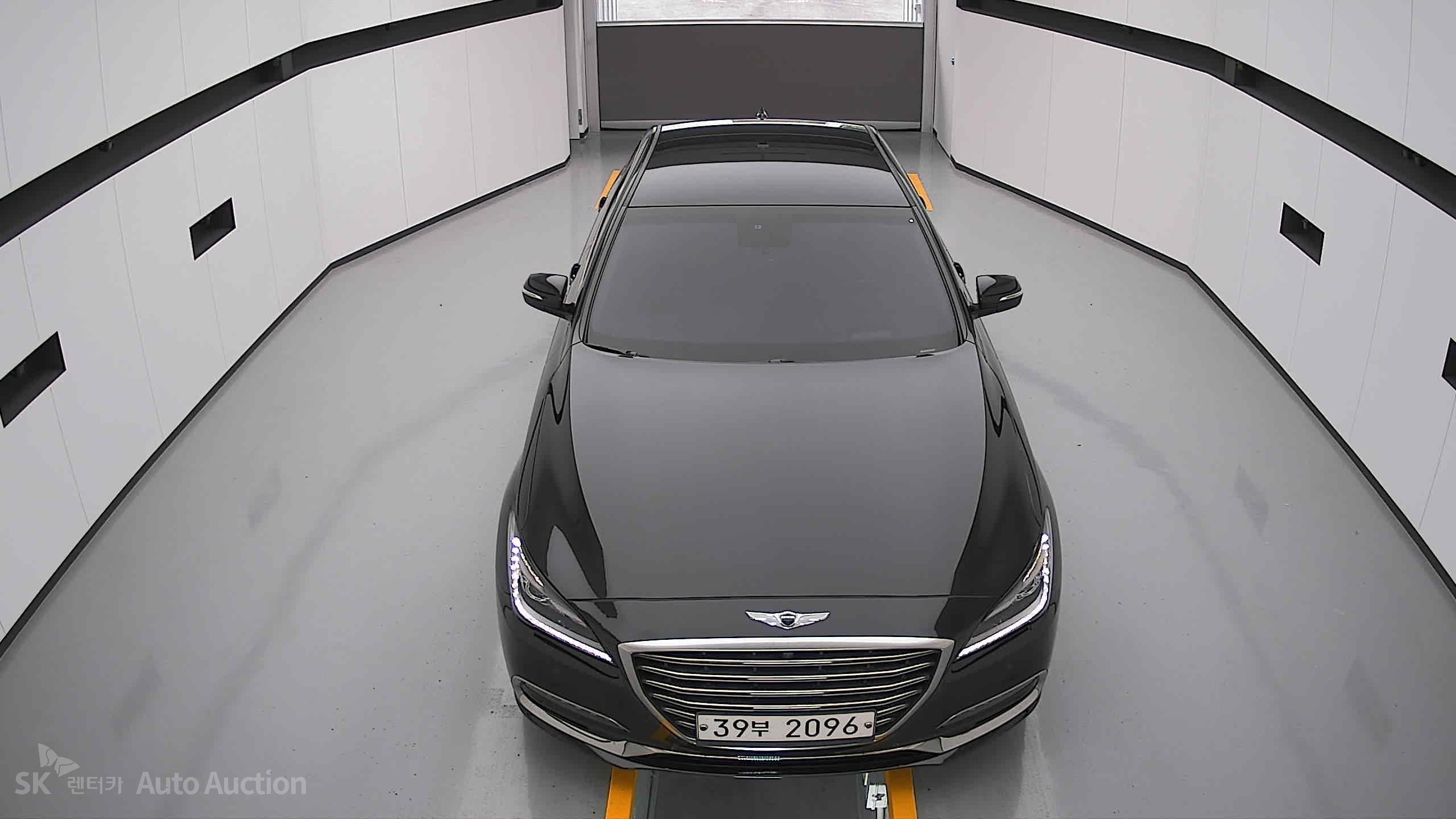2018 - genesis g80